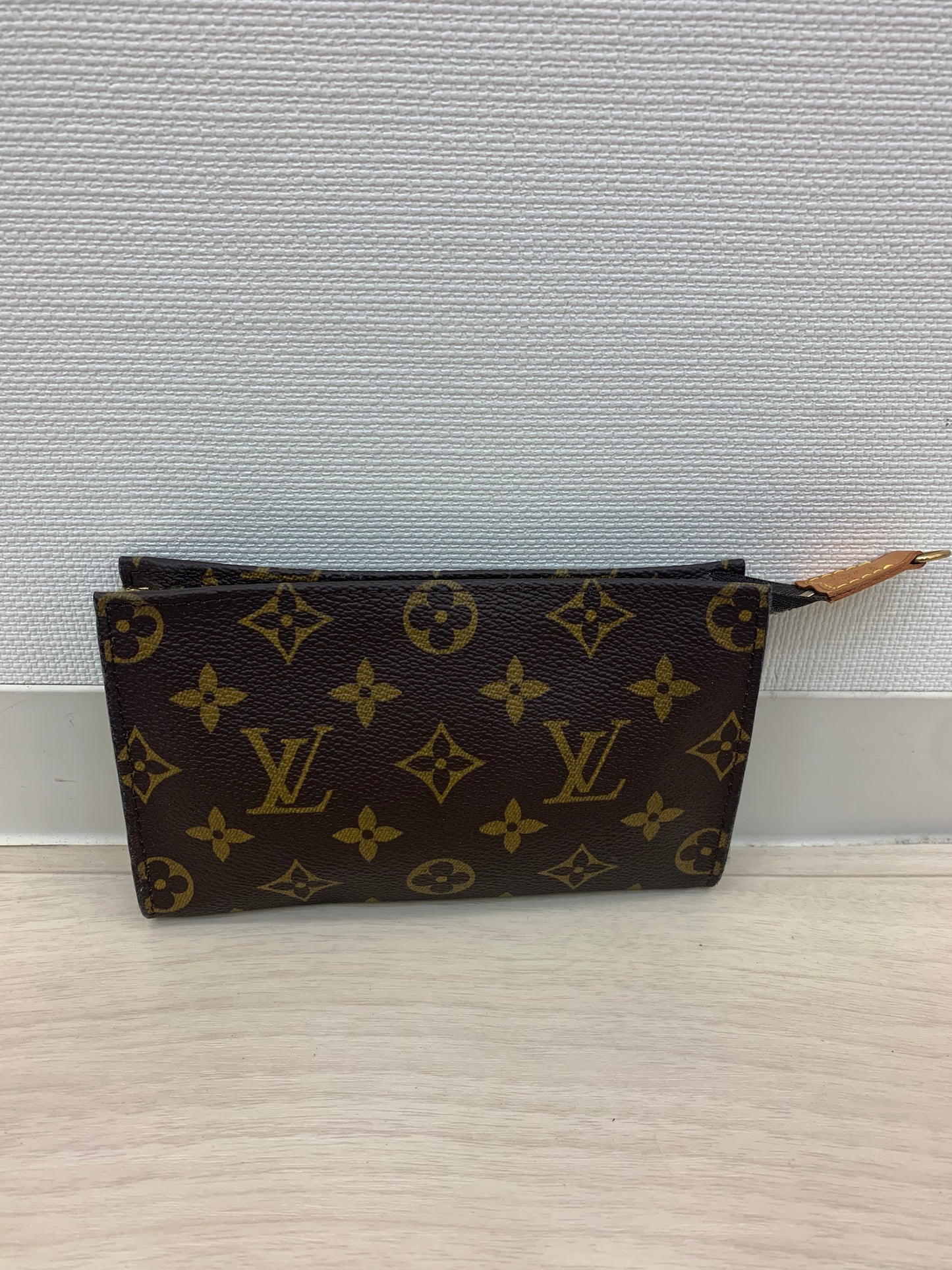 Louis Vuitton Monogram Bucket Pouch PM