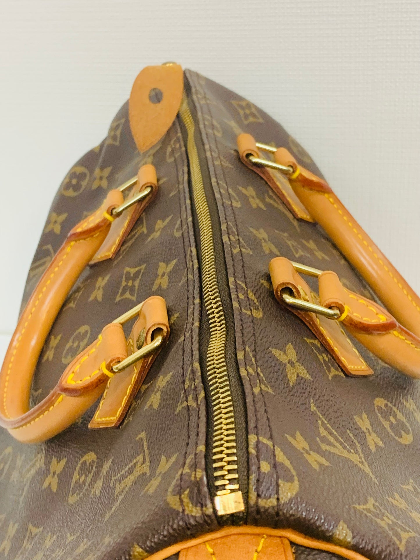 USED LOUIS VUITTON SPEEDY 35