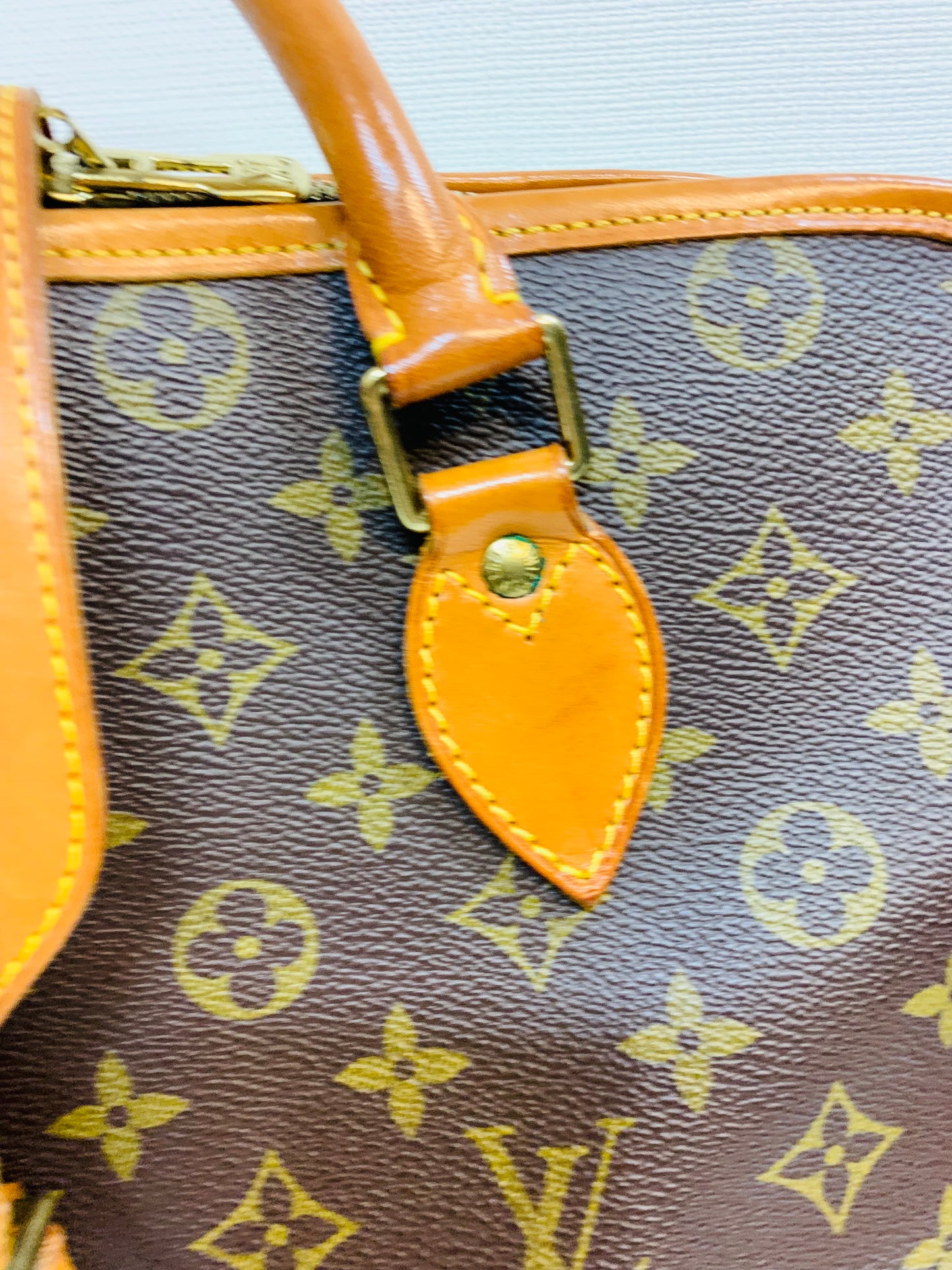 USED LOUIS VUITTON RIVOLI BUSINESS BAG