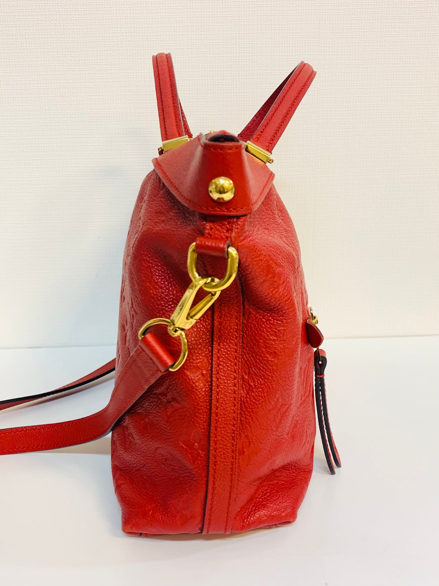 LOUIS VUITTON Bastille Empreinte Red