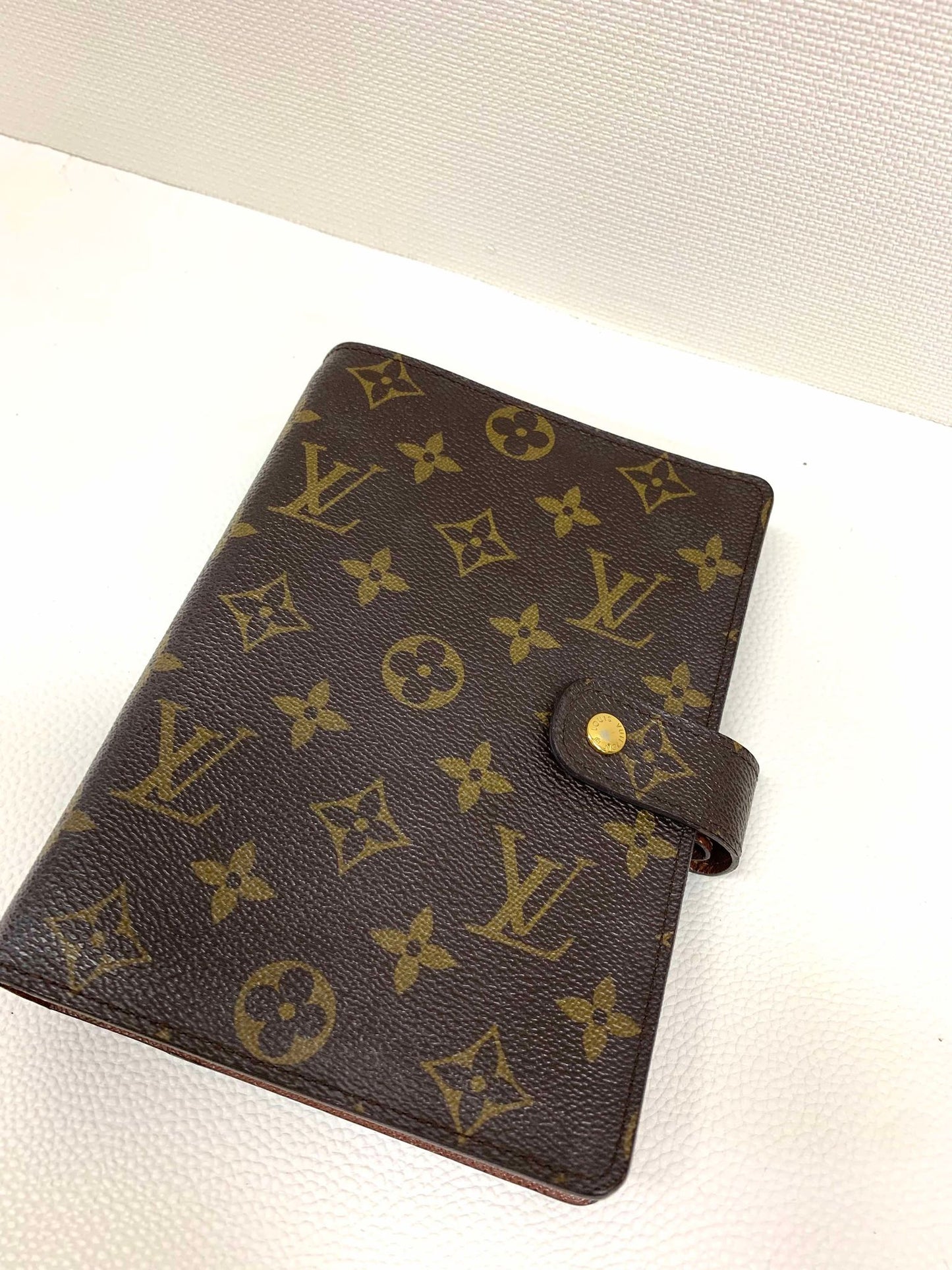 Authentic Louis Vuitton Agenda MM