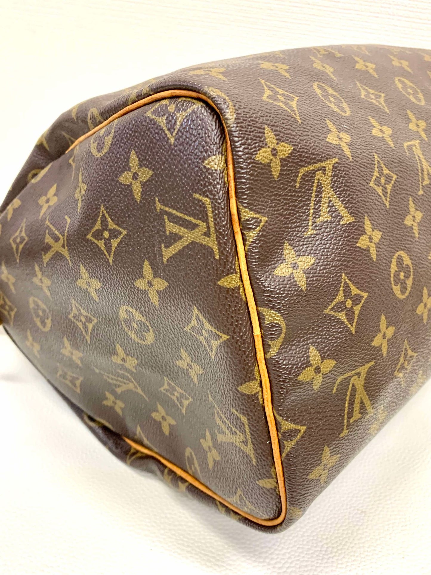 Authentic Louis Vuitton Speedy 30