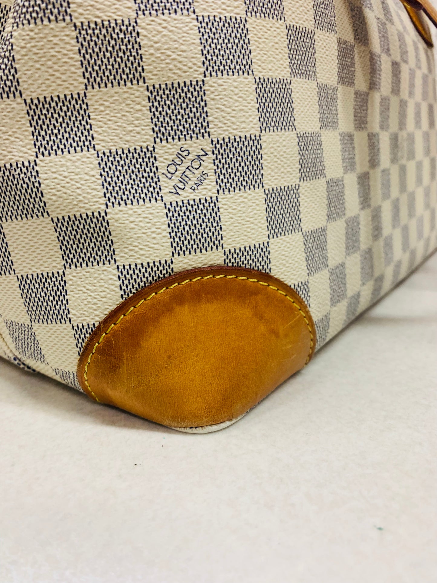 Louis Vuitton Damier Azur Hampstead MM Tote Bag