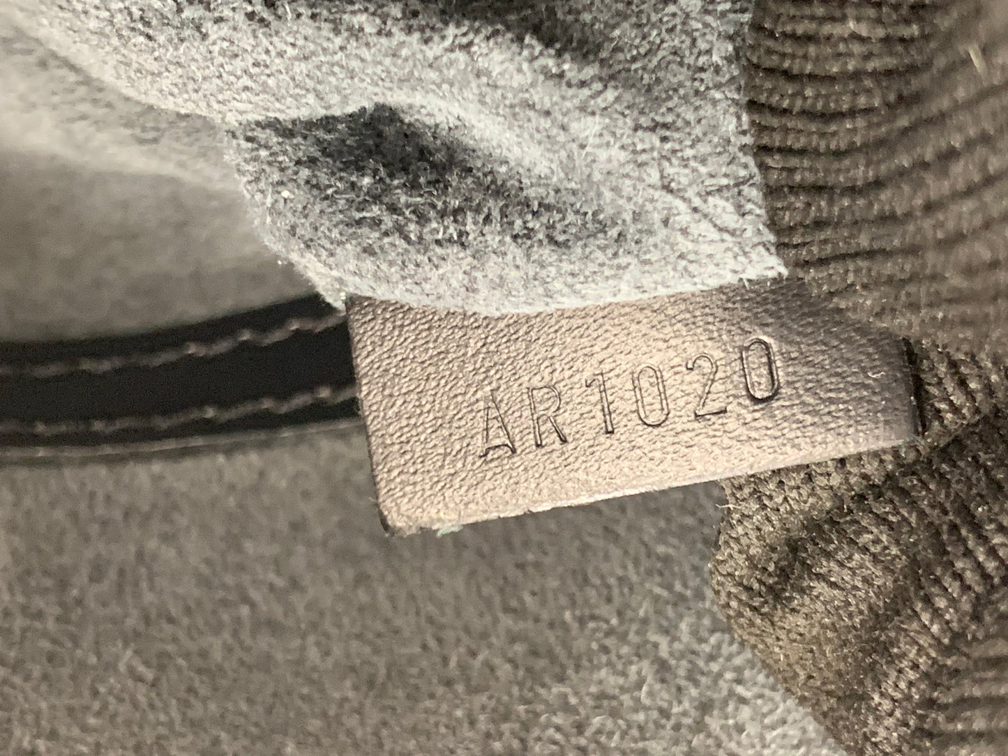 Louis Vuitton  Alma PM Epi Noir