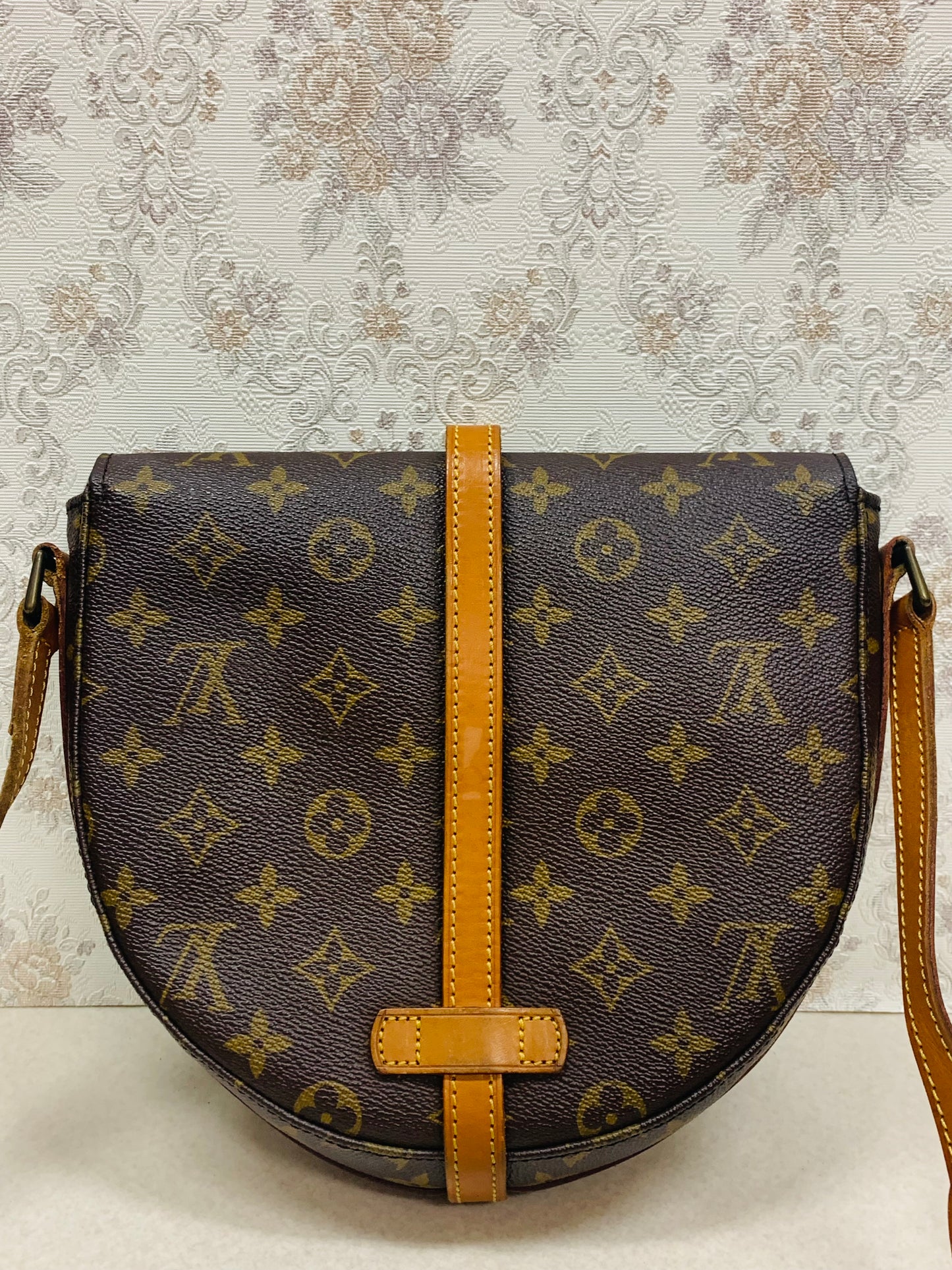 Louis Vuitton Monogram Chantilly MM
