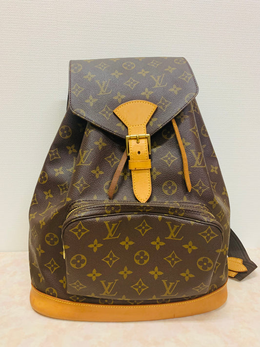 LOUIS VUITTON Montsouris GM