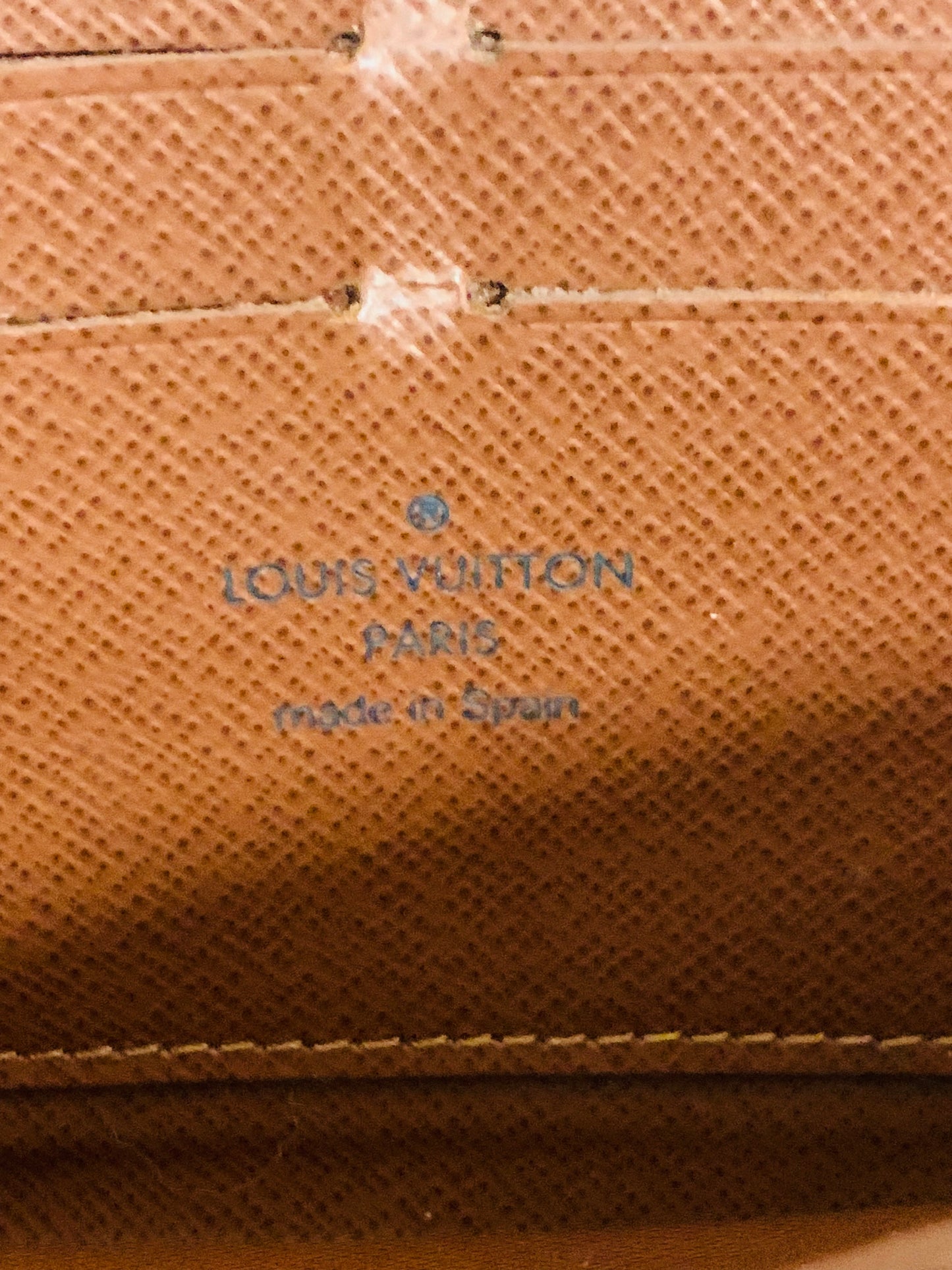 Louis Vuitton Monogram Zippy Wallet