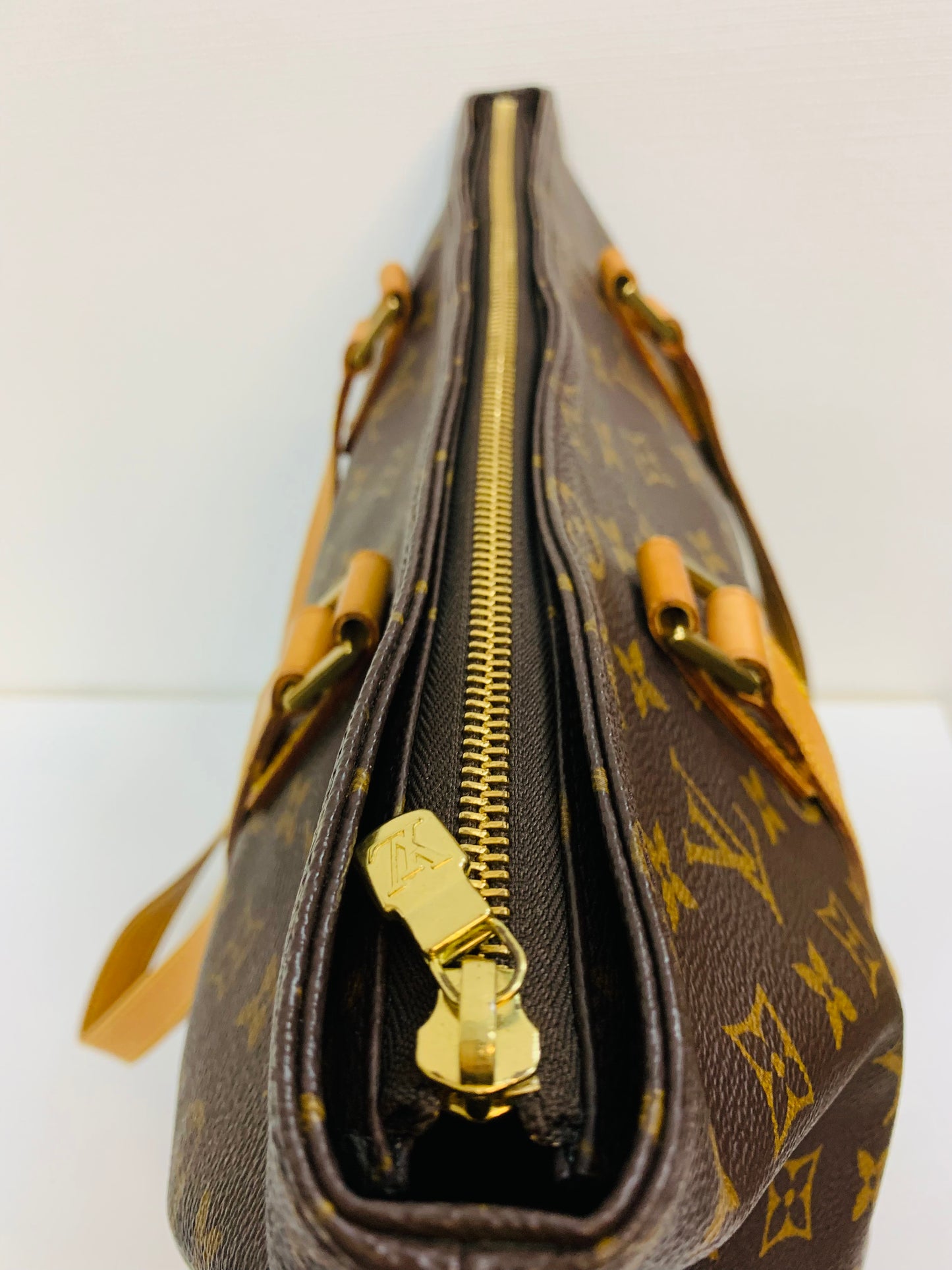 USED LOUIS VUITTON CABAS MEZZO