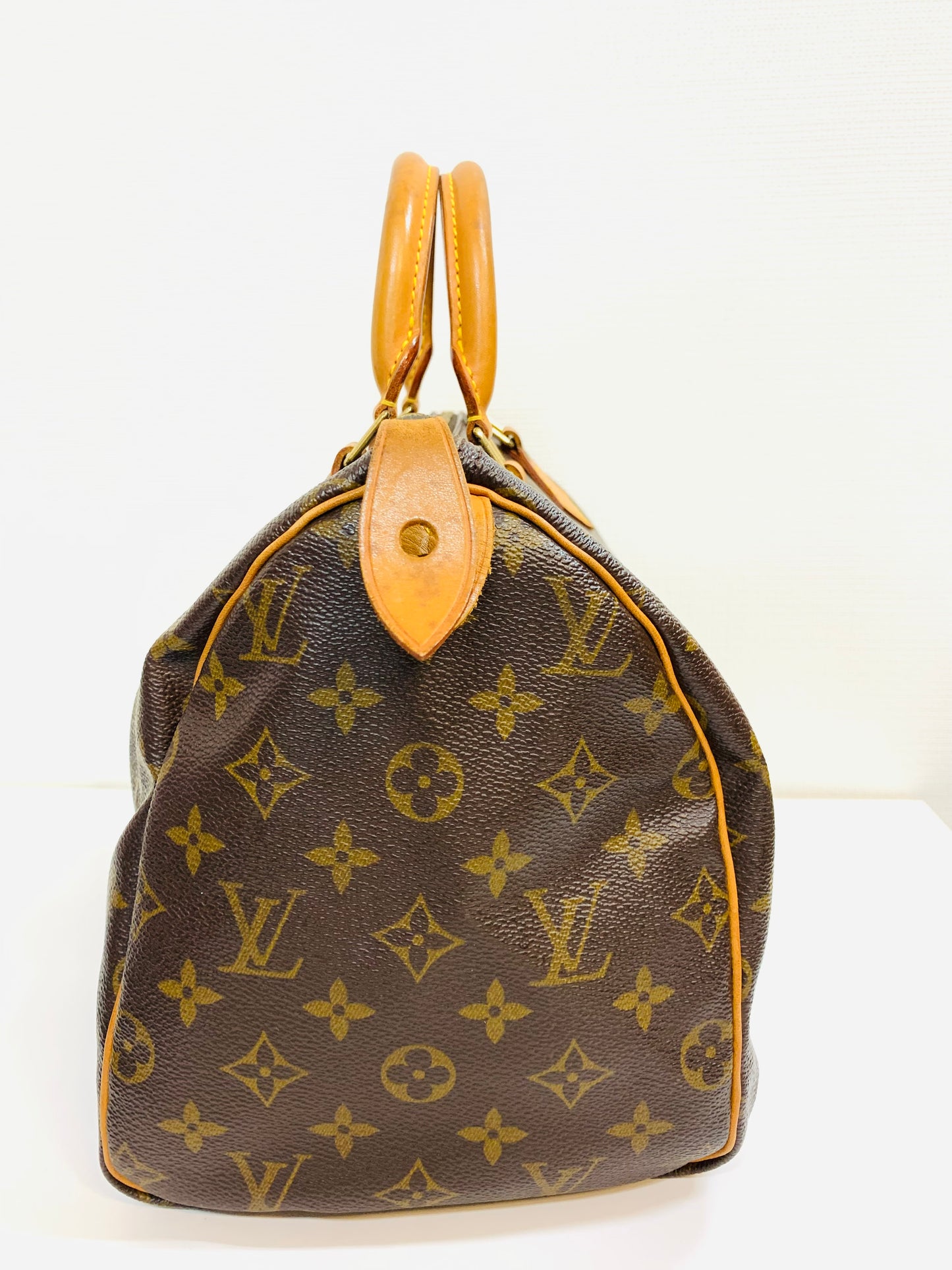 USED LOUIS VUITTON SPEEDY 30