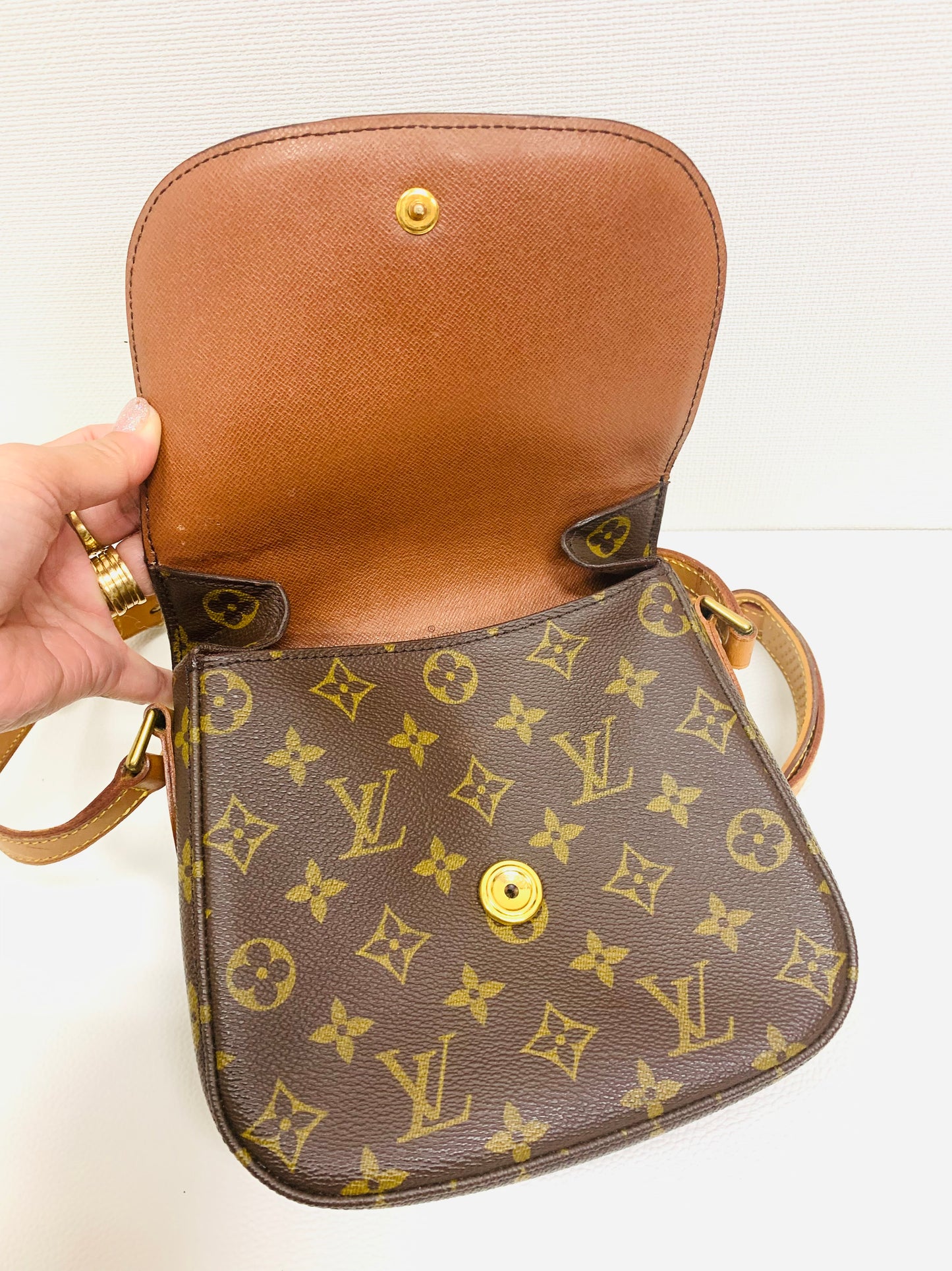 Use Louis Vuitton Saint Cloud MM