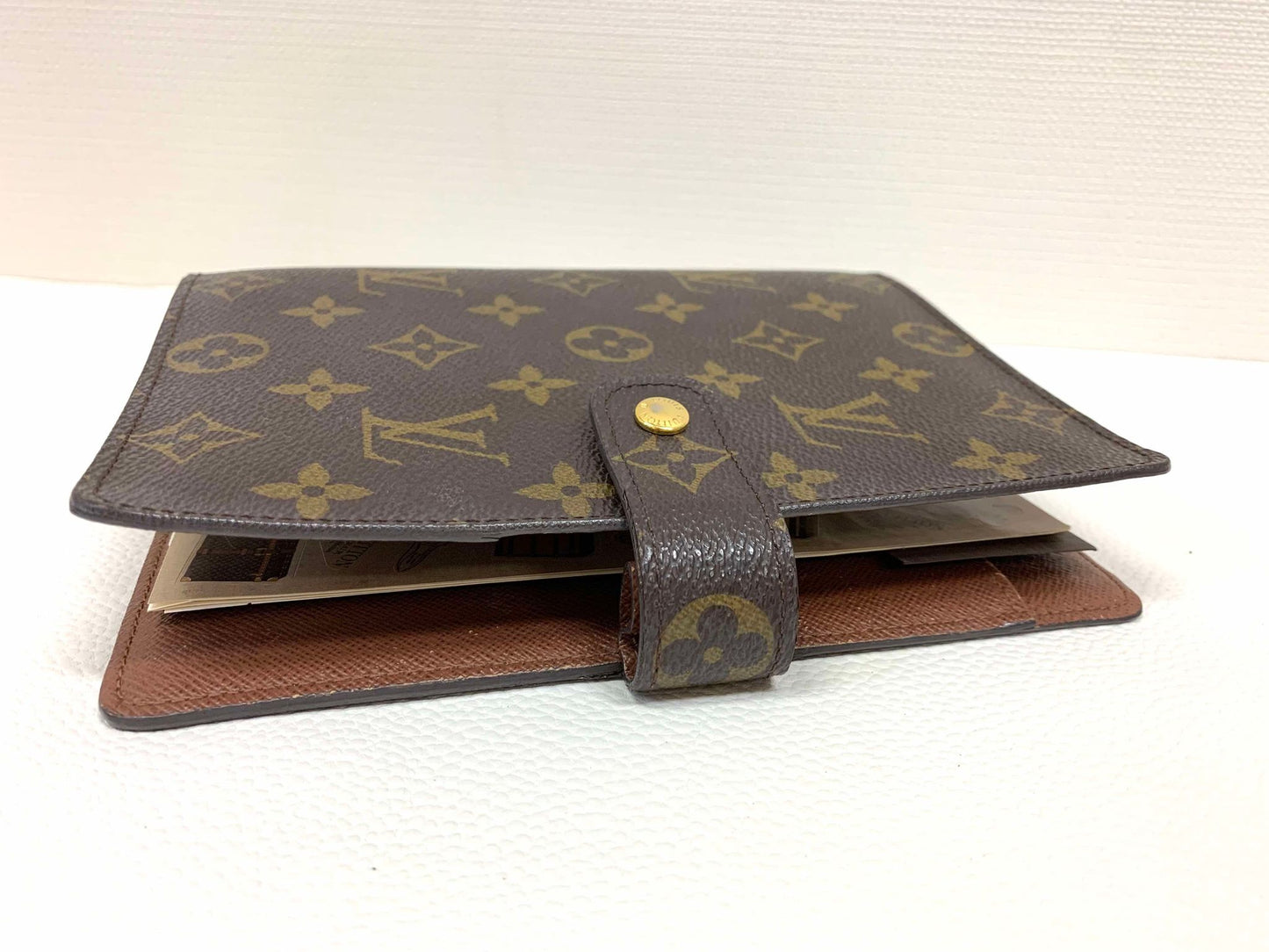 Authentic Louis Vuitton Agenda MM