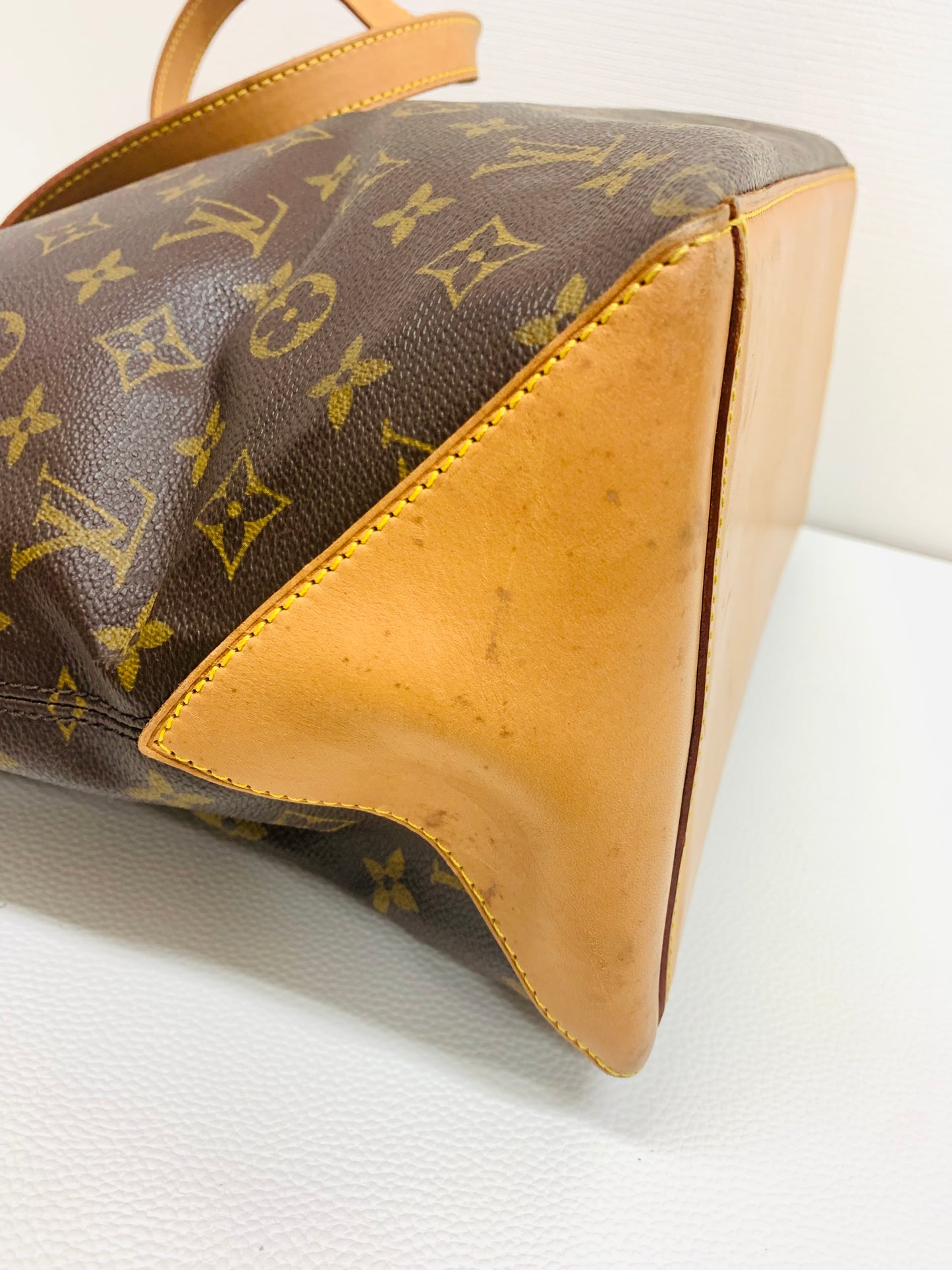 Used Louis Vuitton Cabas Mezzo