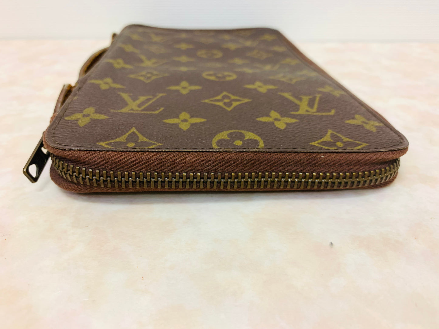 LOUIS VUITTON SCAPADE TRAVEL ORGANIZER