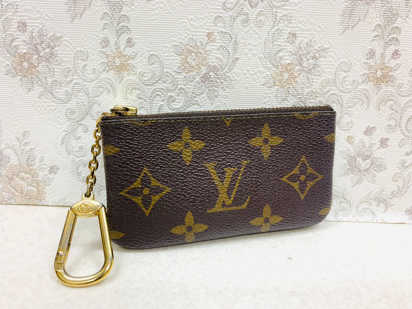 Louis Vuitton Monogram Key Cles/Coin Case