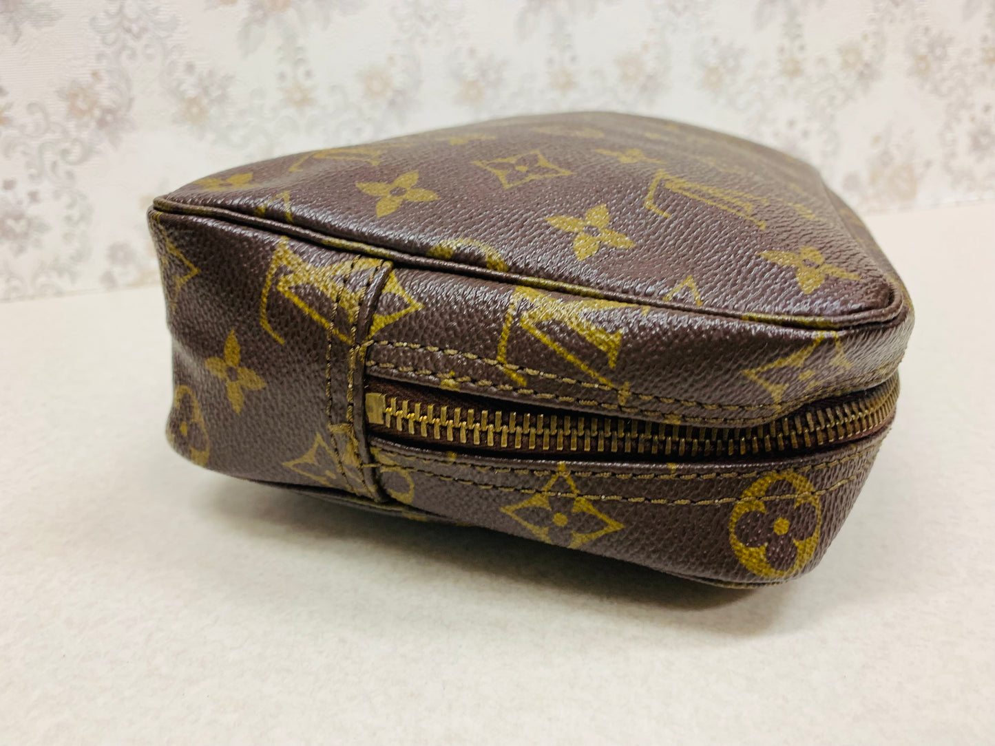 Louis Vuitton Monogram Trousse Toilette 23