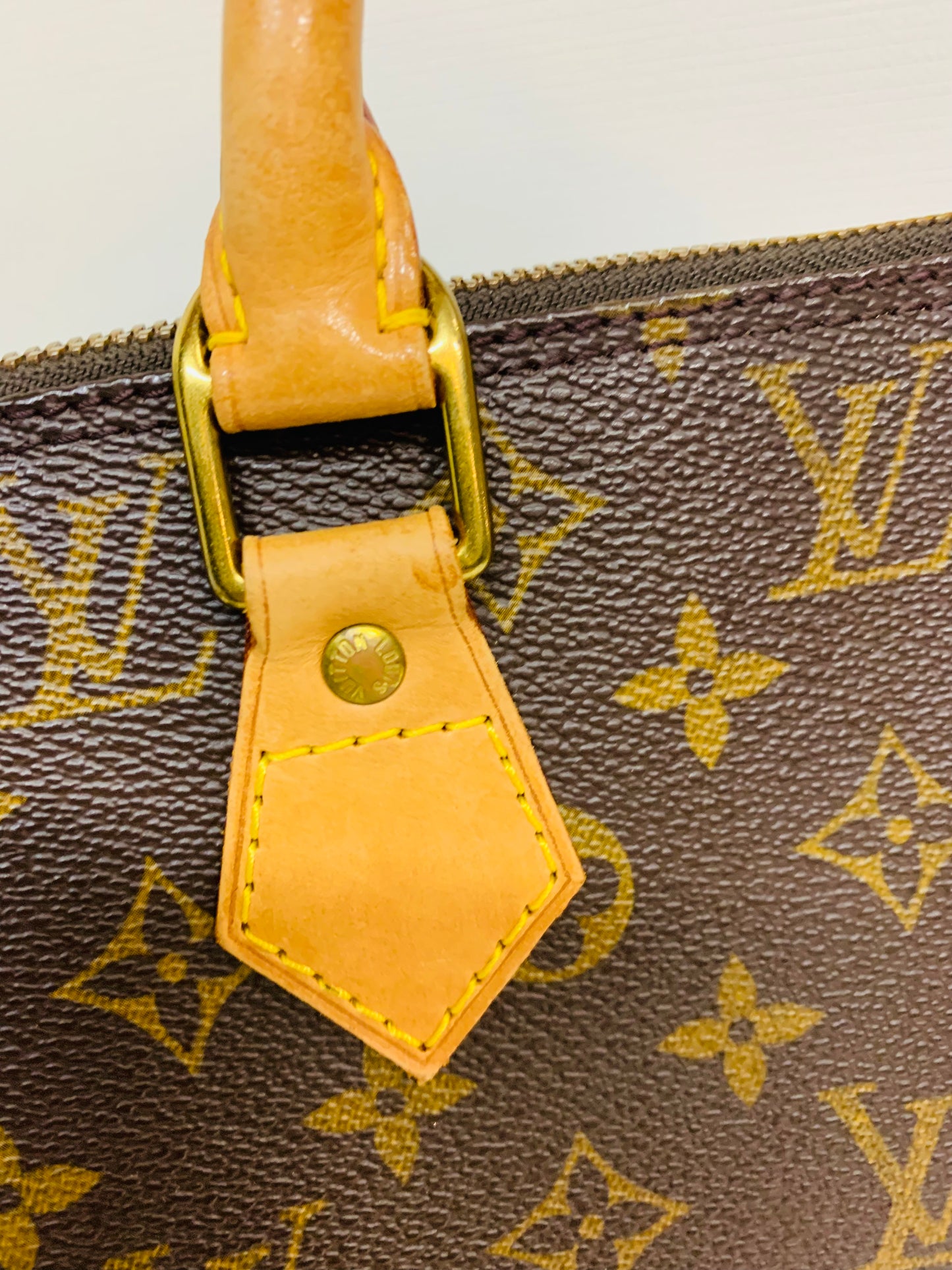 Louis Vuitton Monogram Alma PM w/Lock&Key