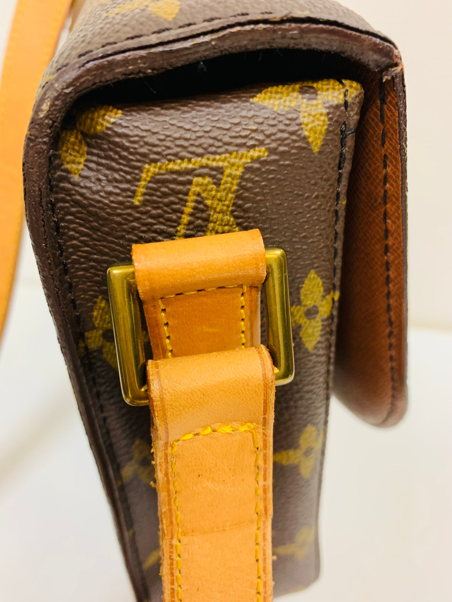 USED LOUIS VUITTON SAINT CLOUD GM