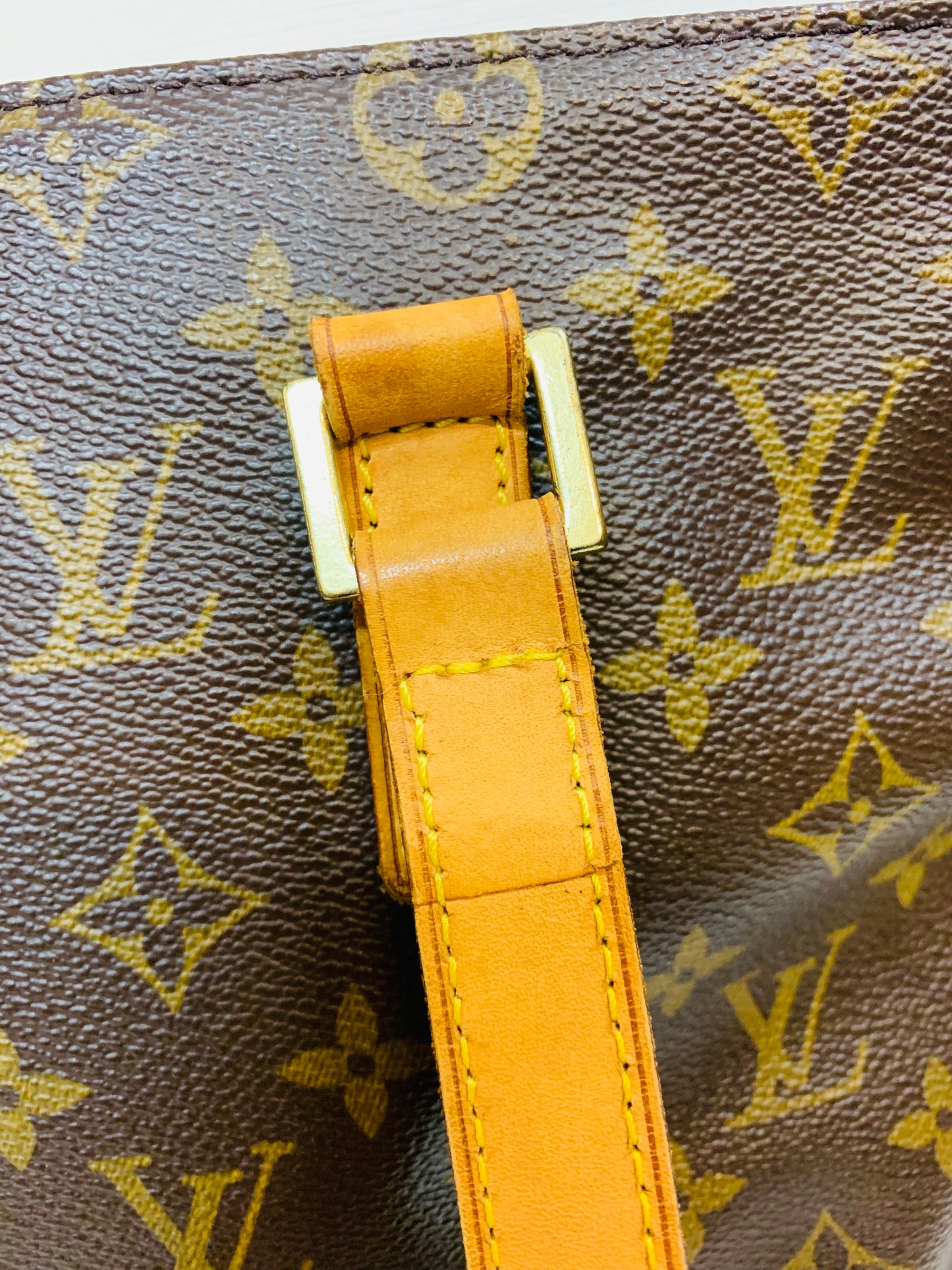 LOUIS VUITTON CABAS MEZZO TOTE BAG