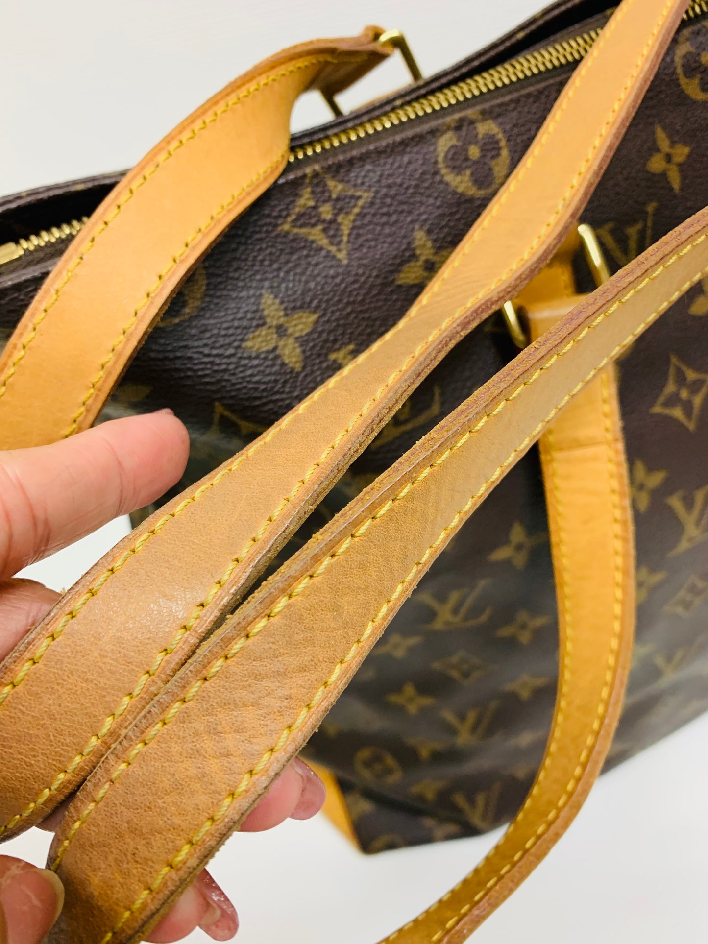 Used Louis Vuitton Cabas Mezzo