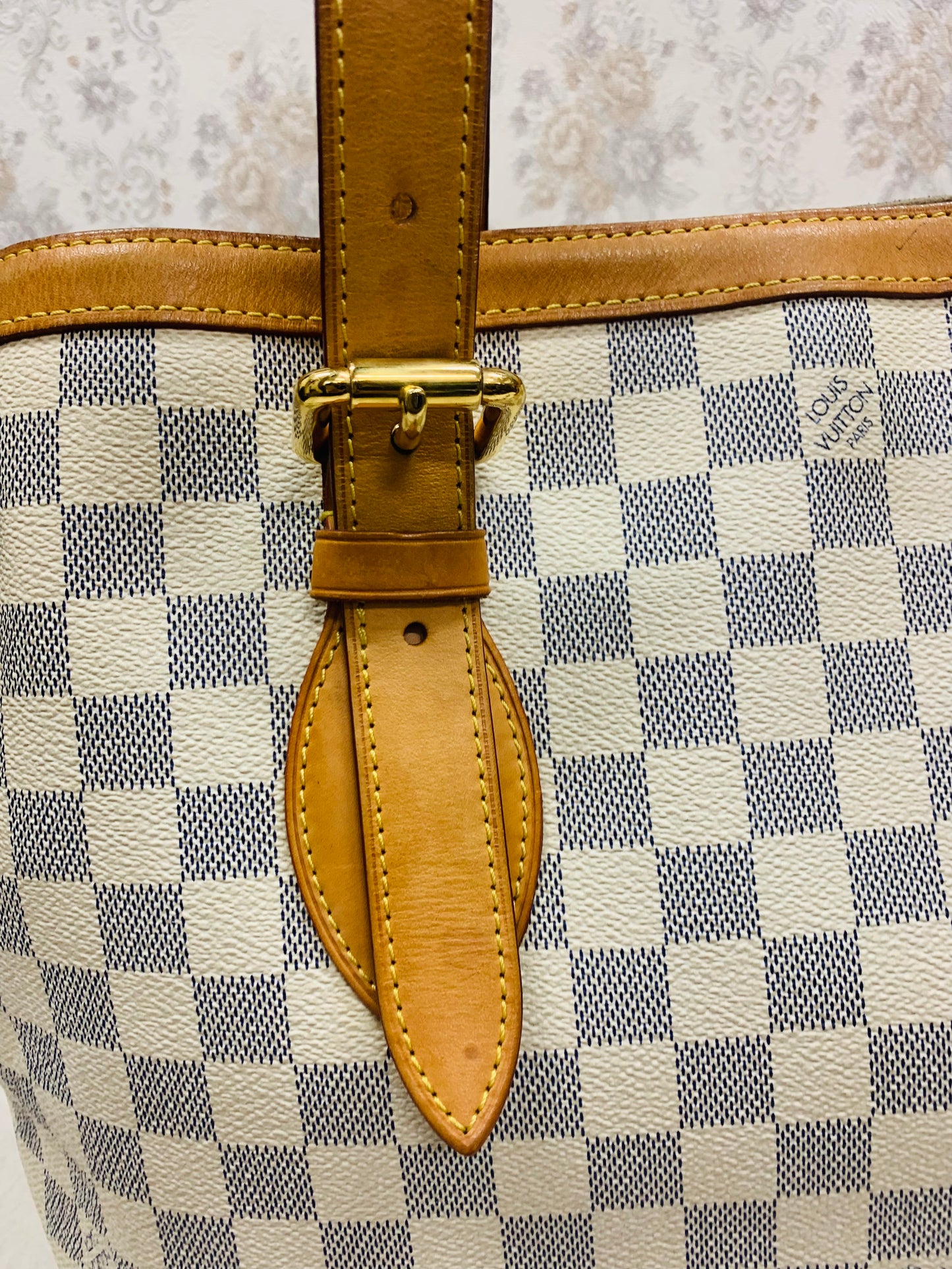 Louis Vuitton Damier Azur Hampstead MM Tote Bag