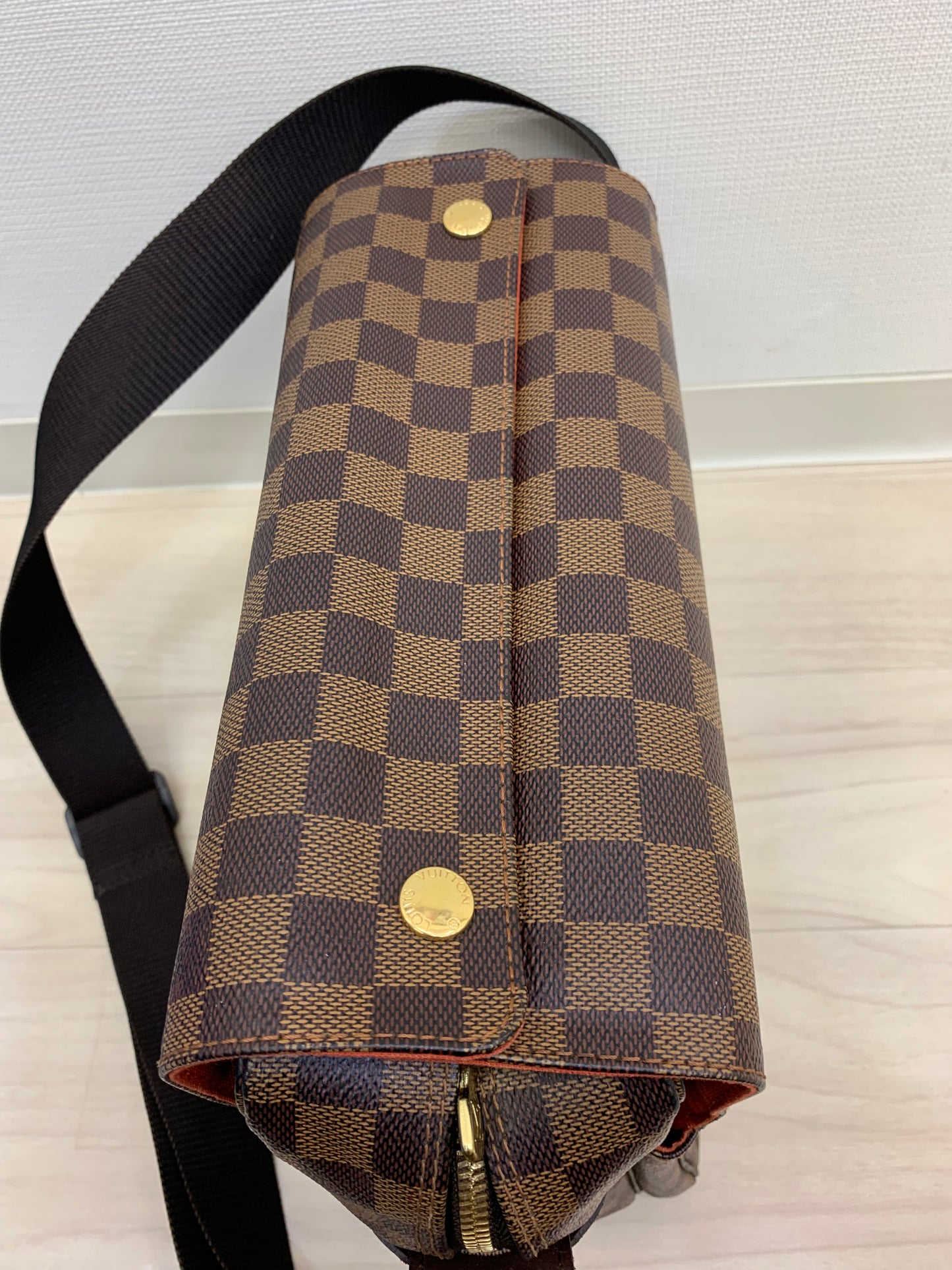 Louis Vuitton Damier Ébène Naviglio messenger bag