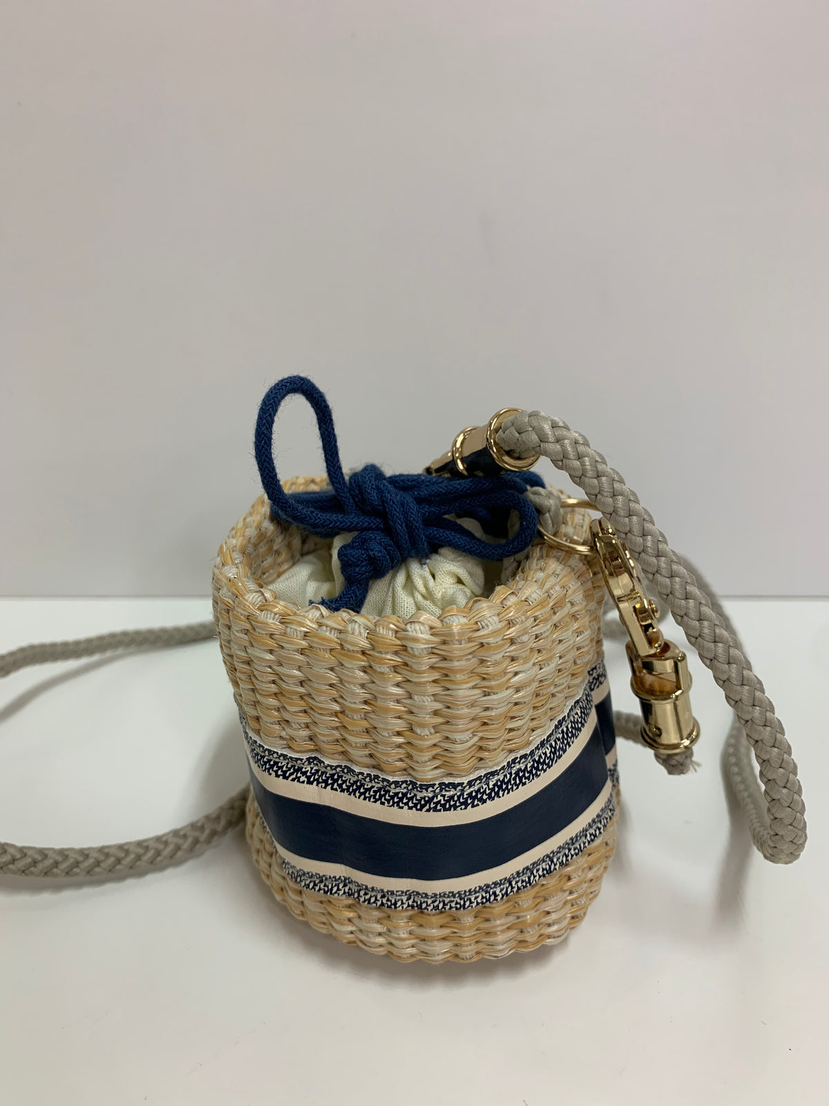 Christian Dior Beauty VIP Wicker Mini Bucket Bag / Pouch – Blue & Natural