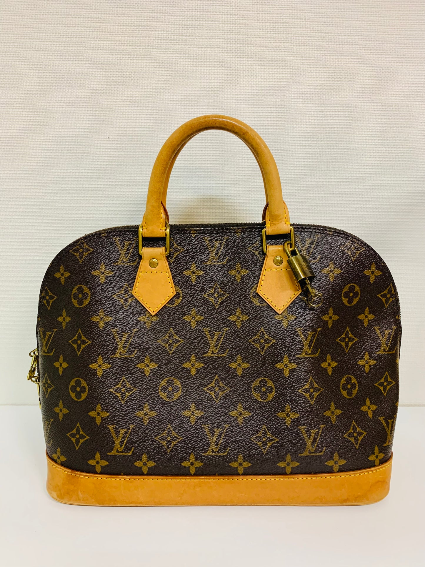 Louis Vuitton Monogram Alma PM w/Lock&Key