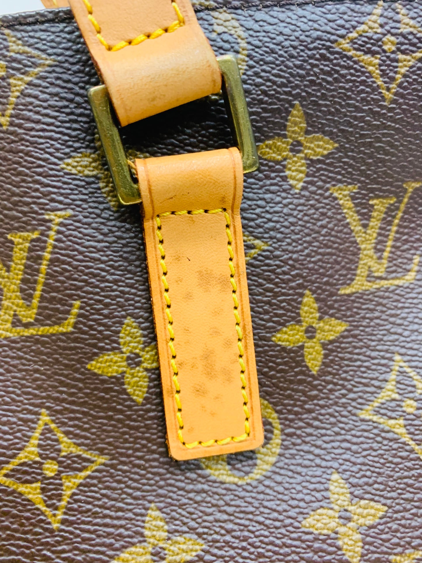 Louis Vuitton Cabas Mezzo