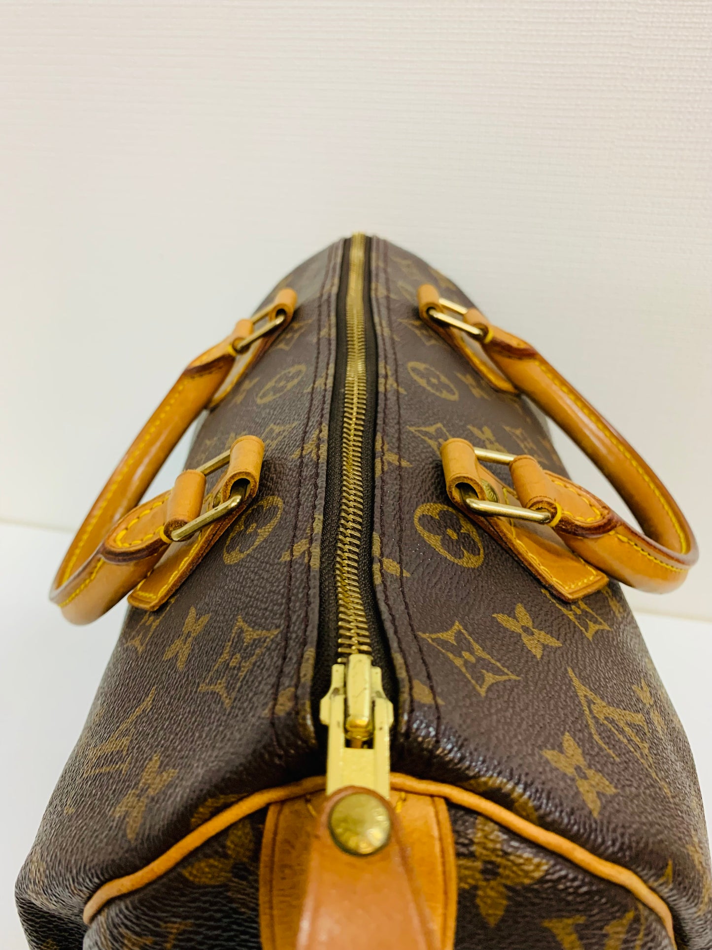 USED LOUIS VUITTON SPEEDY 30