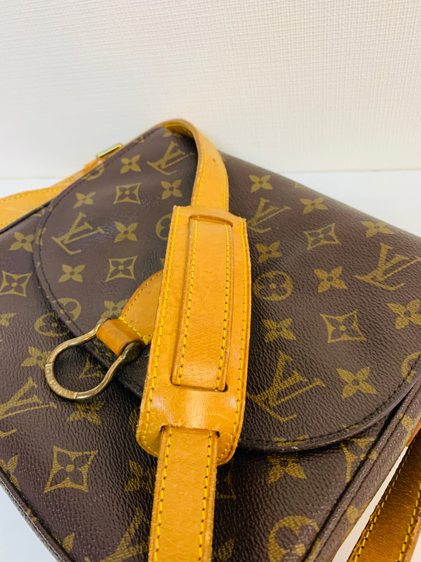 LOUIS VUITTON Saint Cloud GM