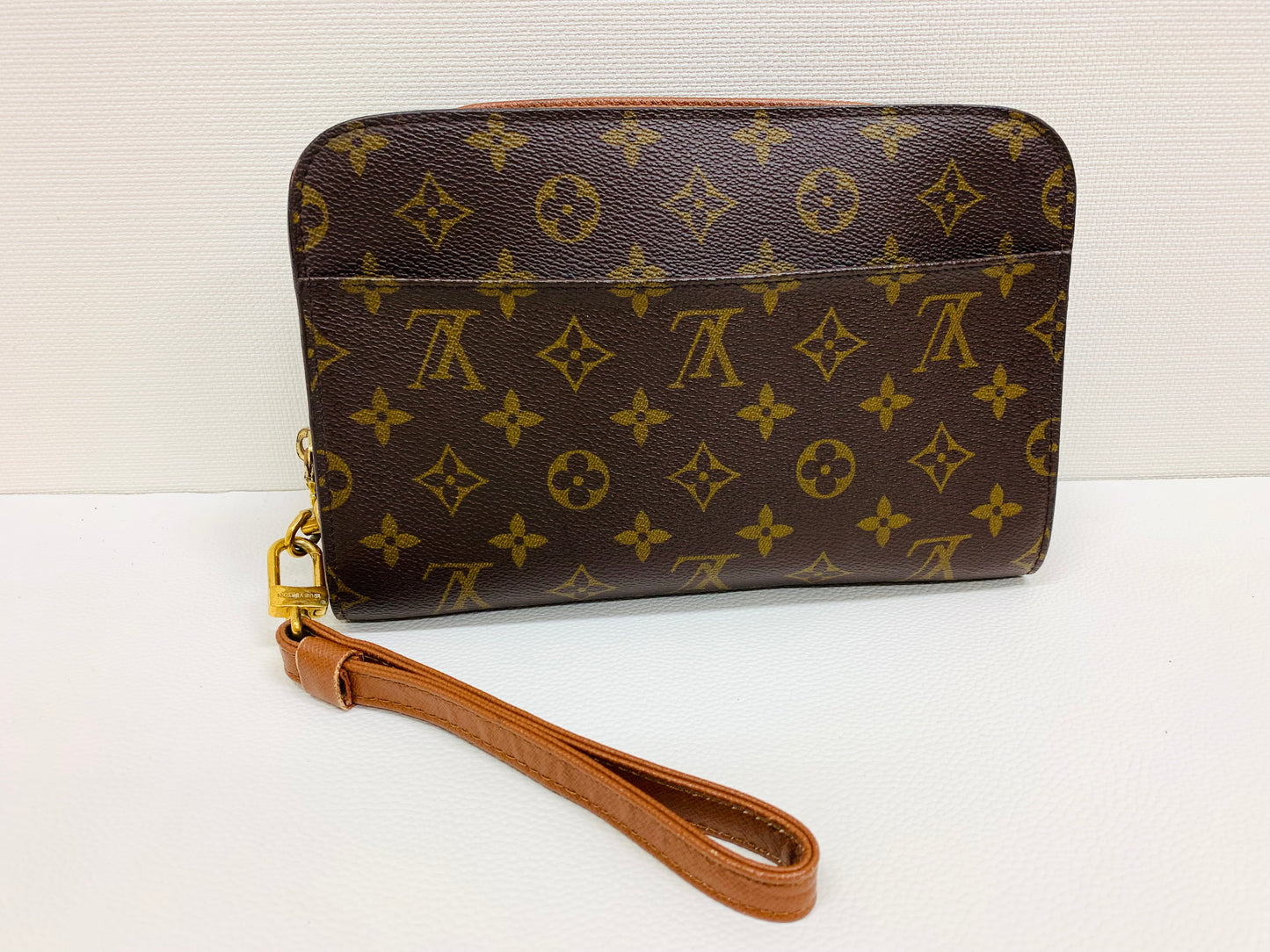 USED LOUIS VUITTON ORSAY CLUTCH BAG