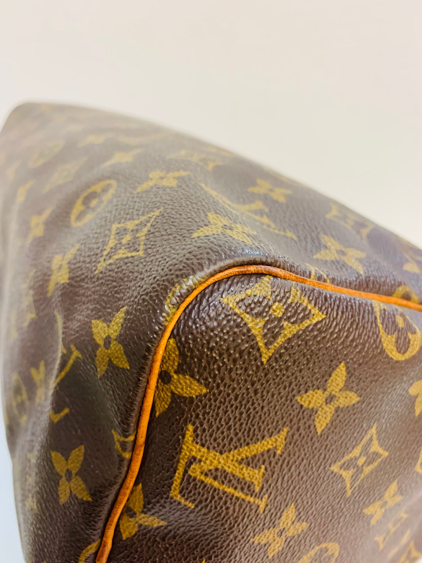 LOUIS VUITTON SPEEDY 30