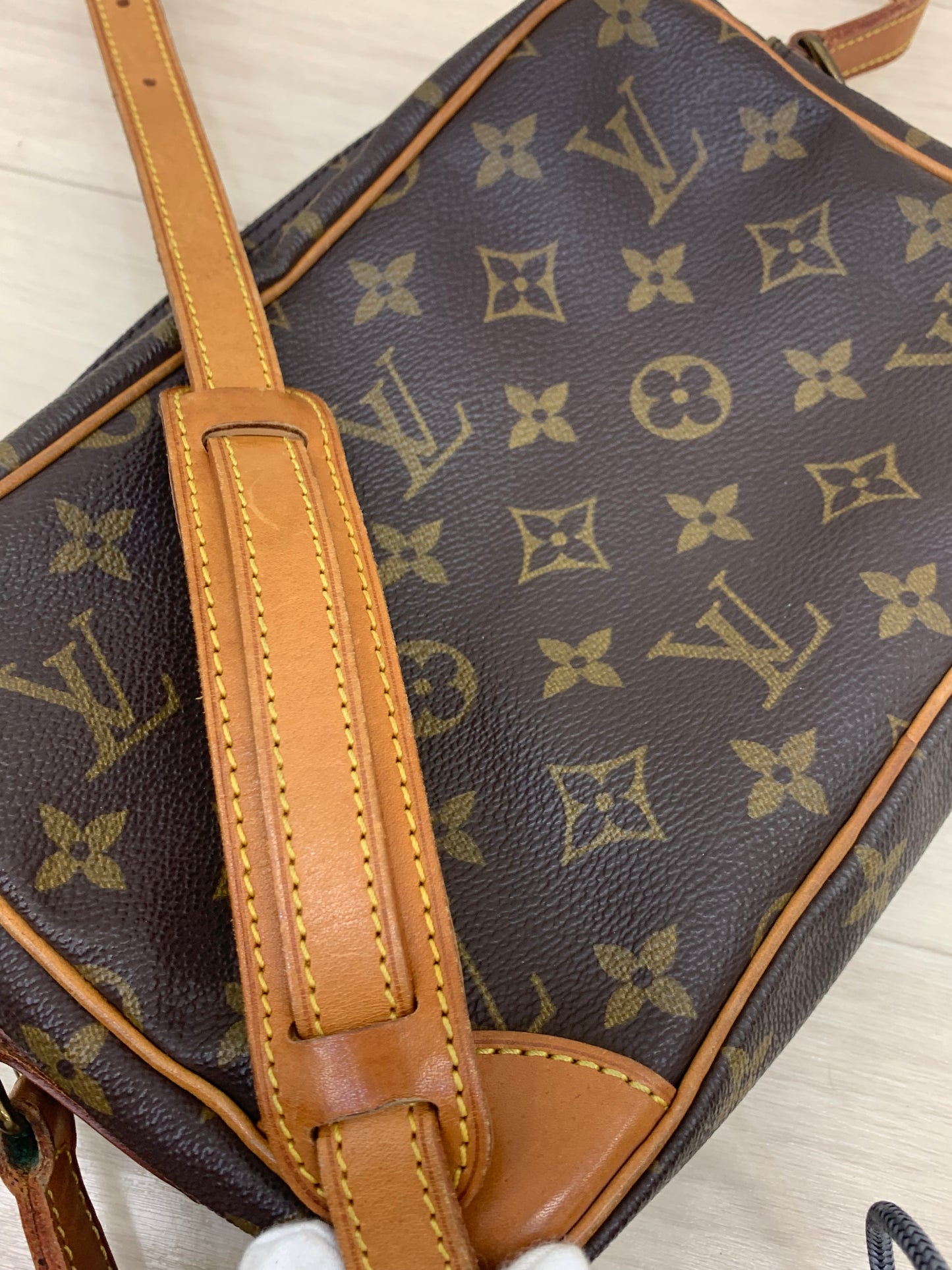 Louis Vuitton Monogram Trocadero 23