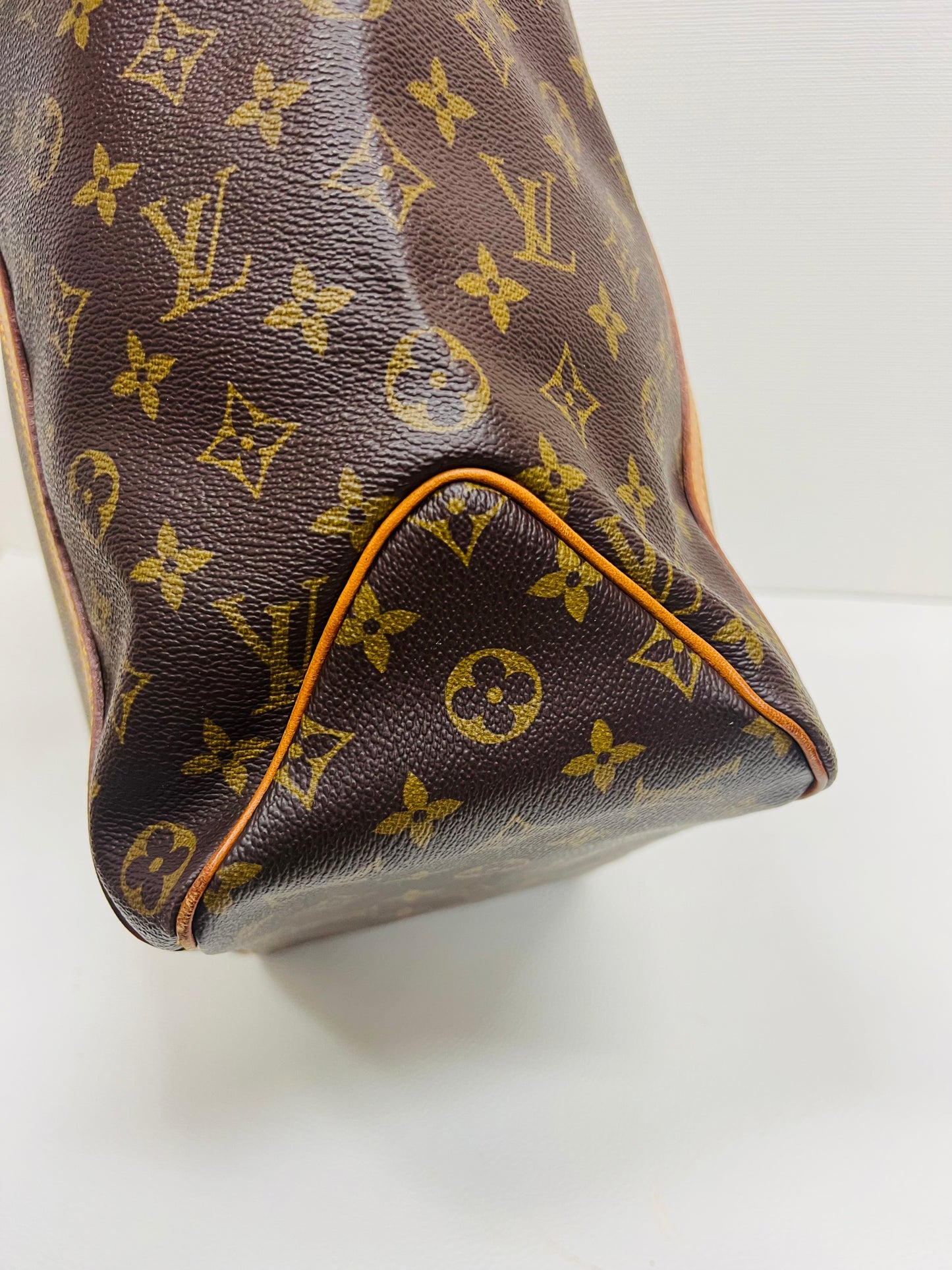 Use Louis Vuitton Sac Shopping Tote Bag