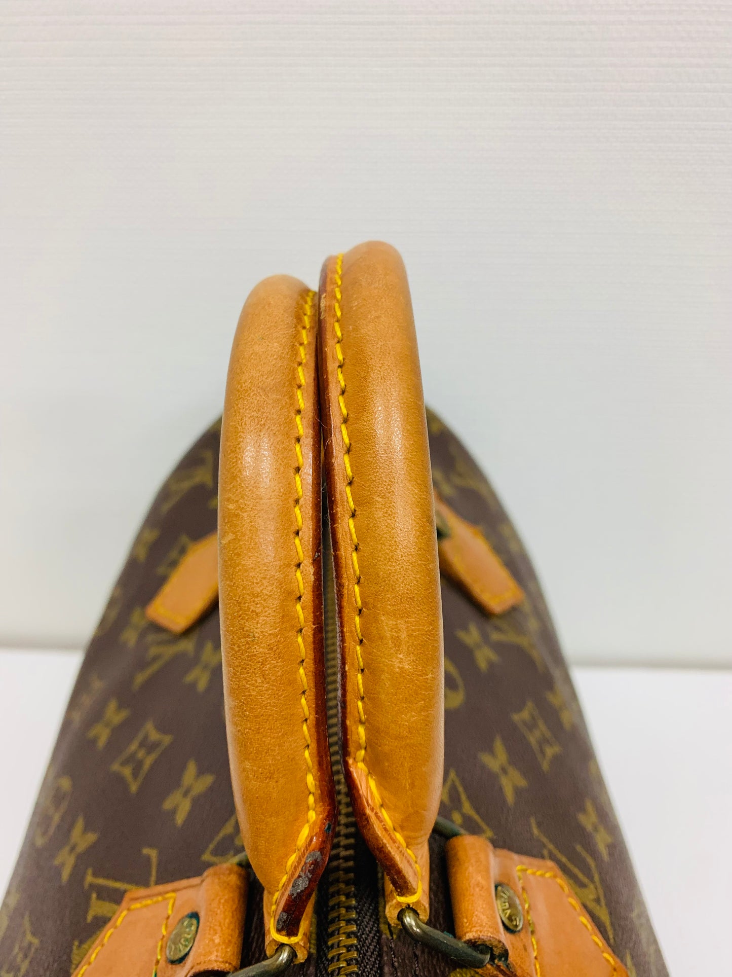 Authentic LOUIS VUITTON SPEEDY 30 (used)