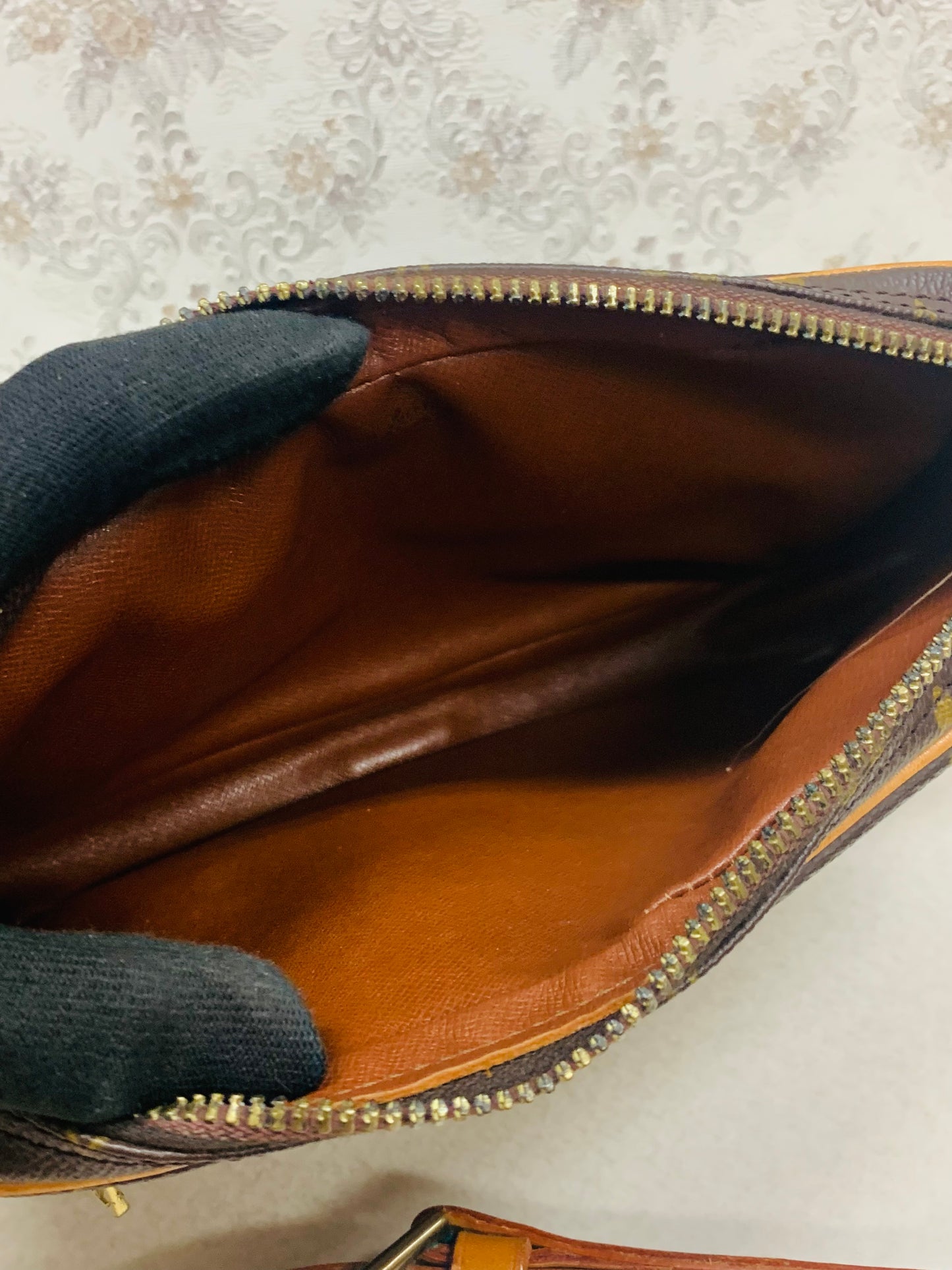 Louis Vuitton Monogram Saint Germain 24