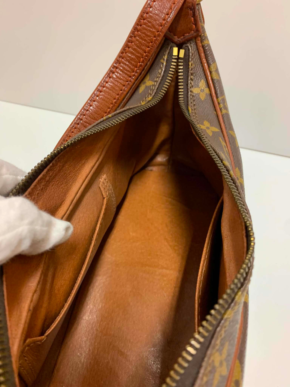 Louis Vuitton  Vintage Boulogne Monogram  Baguette Hobo Shoulder Bag