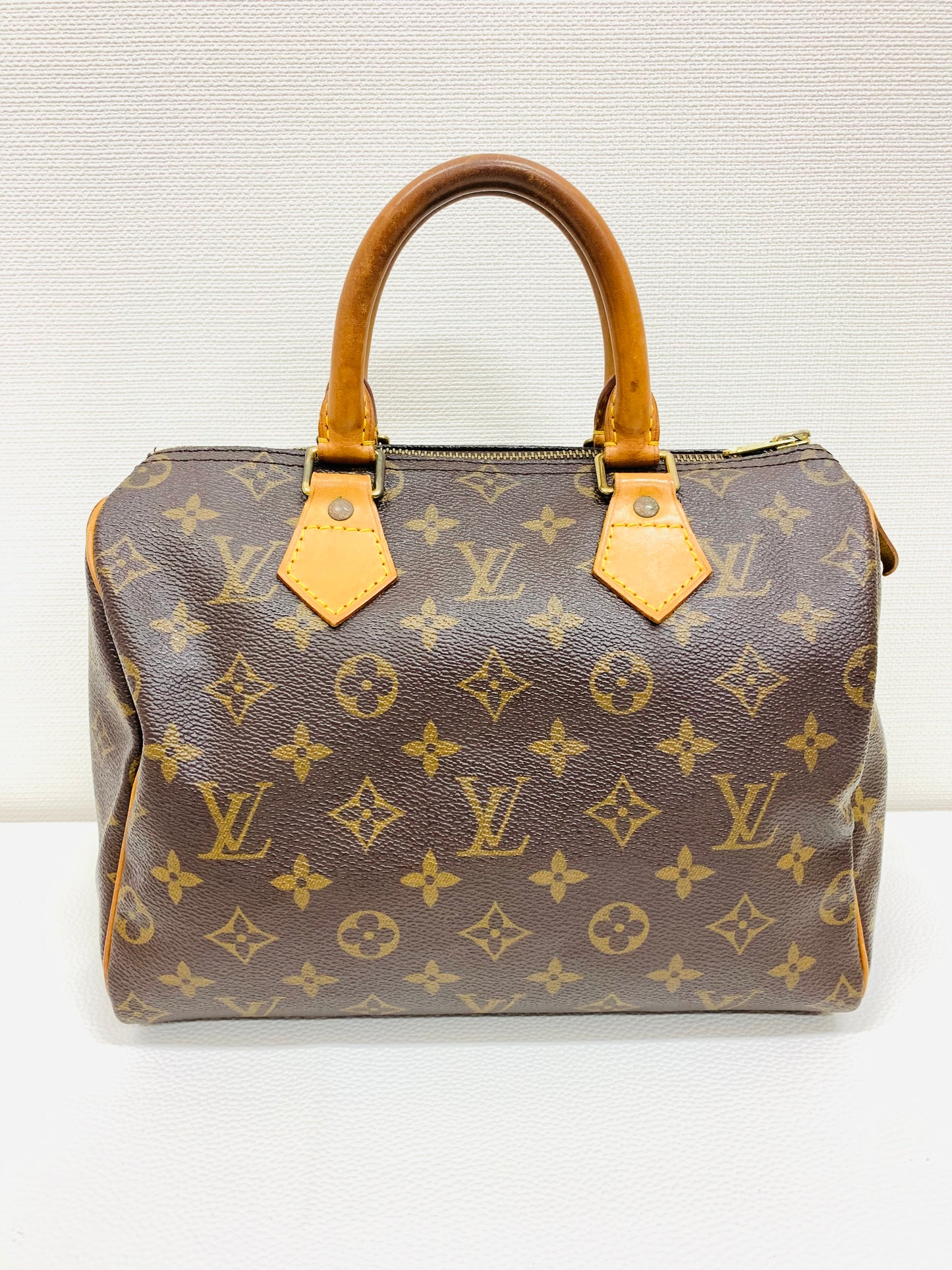 USED LOUIS VUITTON SPEEDY 25