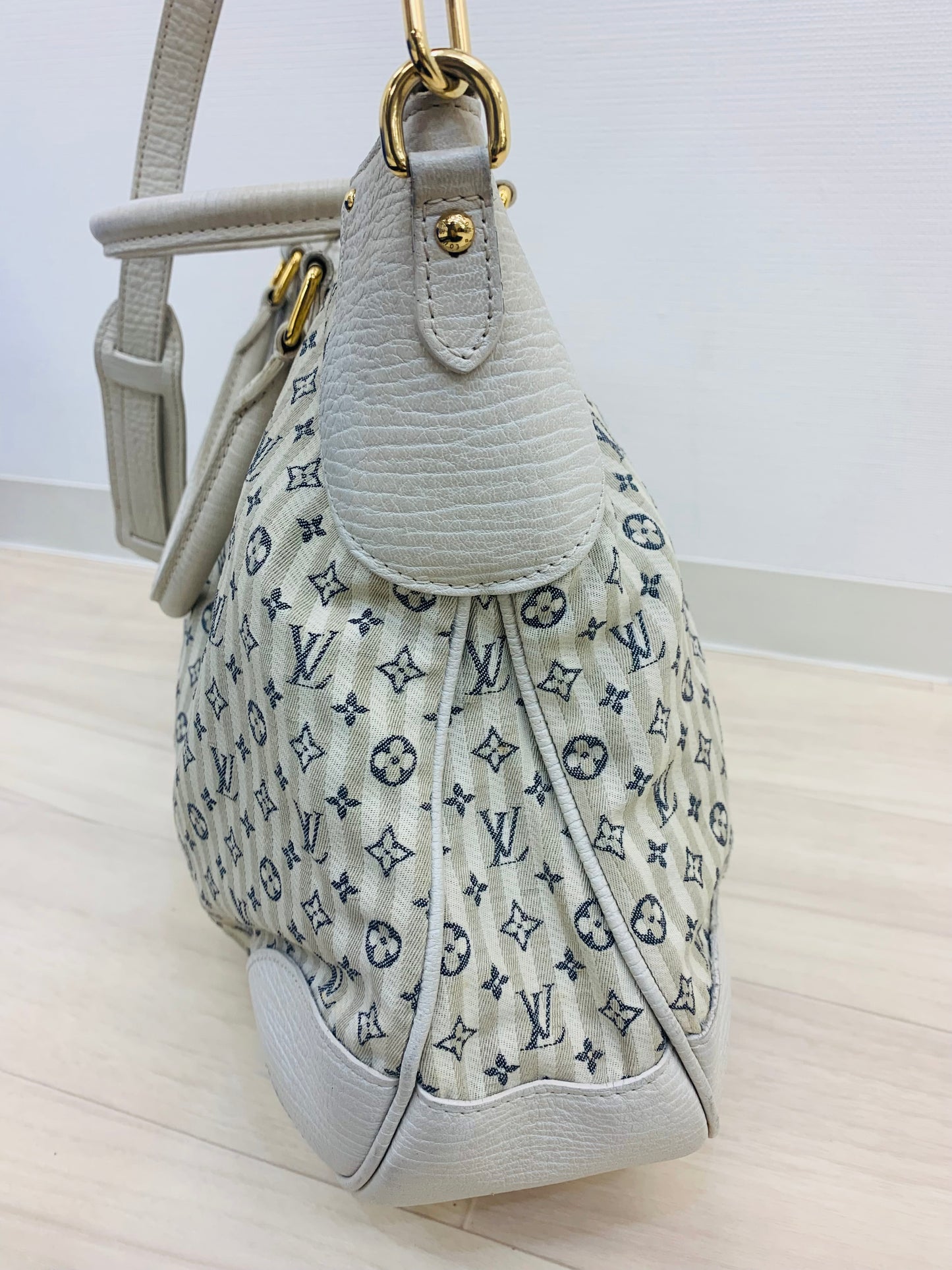 Louis Vuitton Monogram Mini Lin Croisette Marina GM