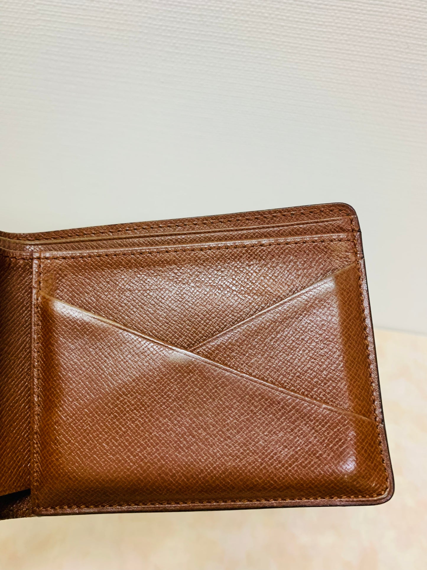 LOUIS VUITTON  Vintage Bi-fold mens wallet