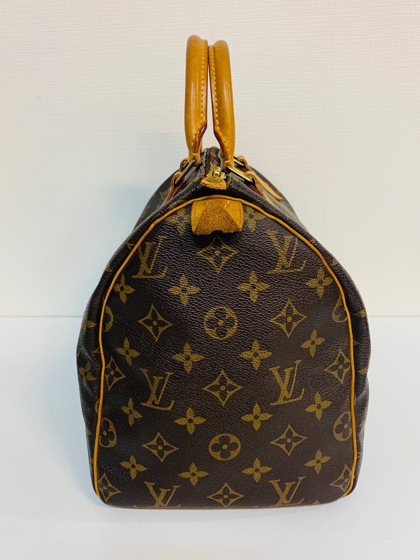 LOUIS VUITTON Speedy 30