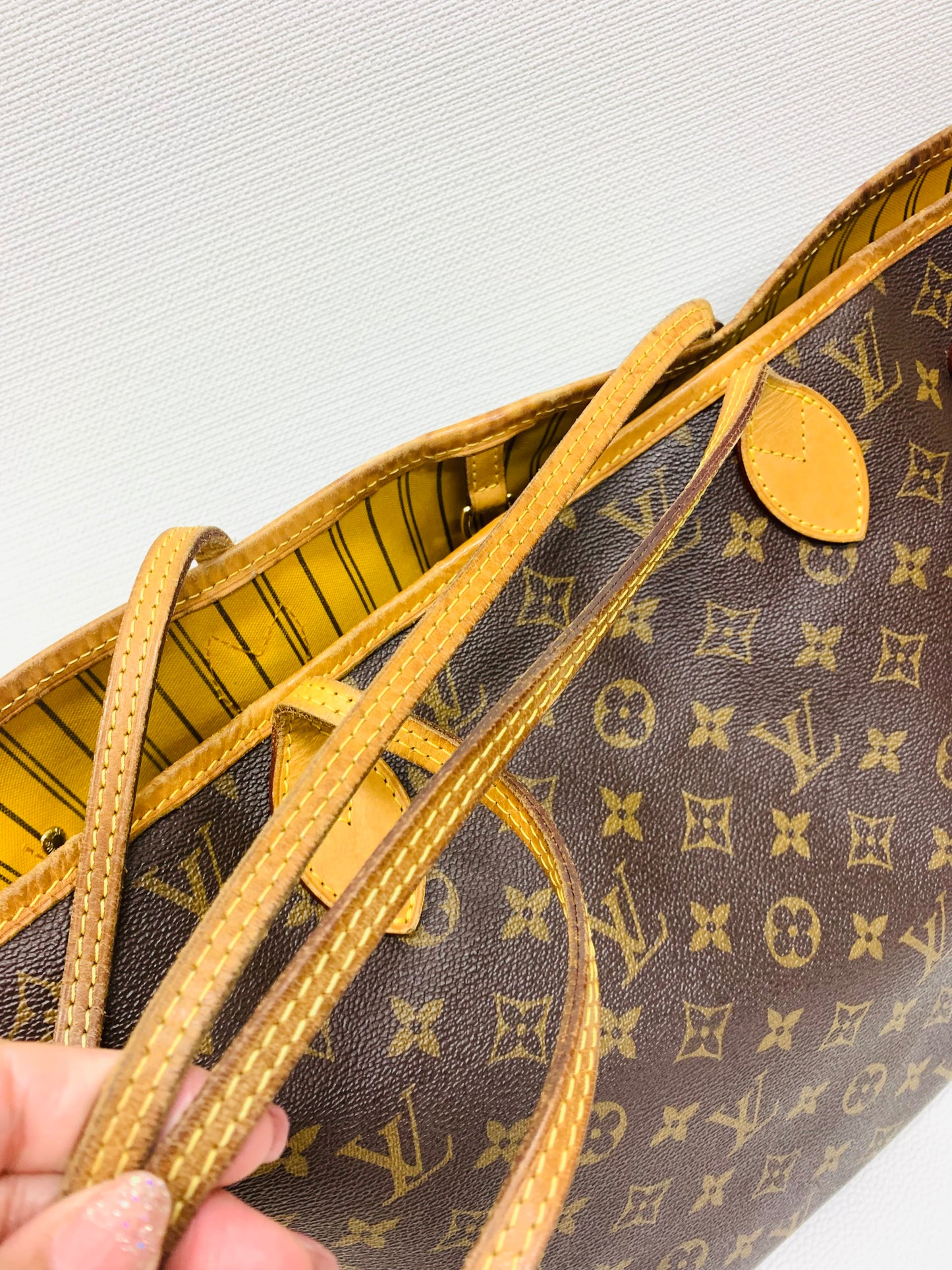 Used Louis Vuitton Limited Edition Neverful MM Mimosa with pouch