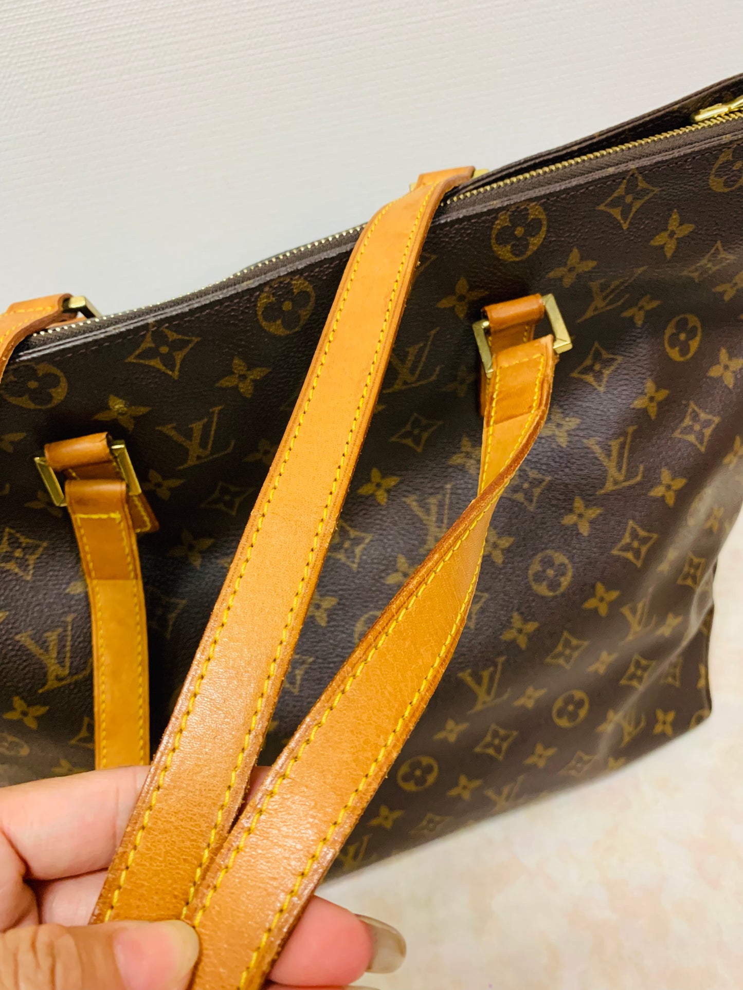 LOUIS VUITTON Cabas Mezzo Tote bag