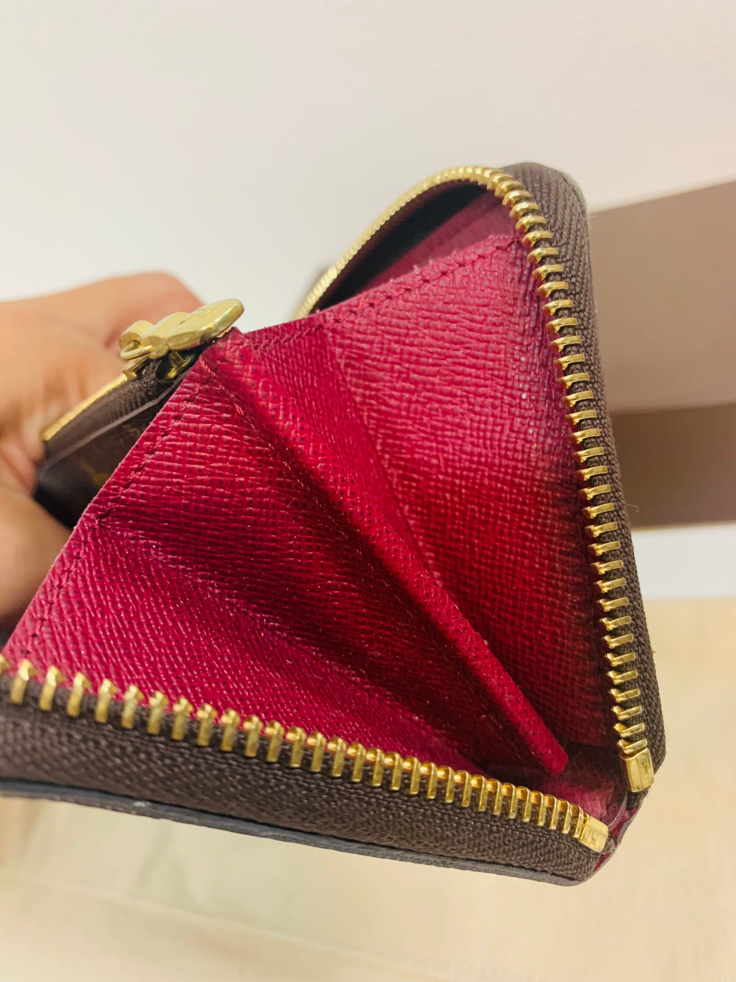 USED CLEMENCE WALLET FUCHSIA MONOGRAM