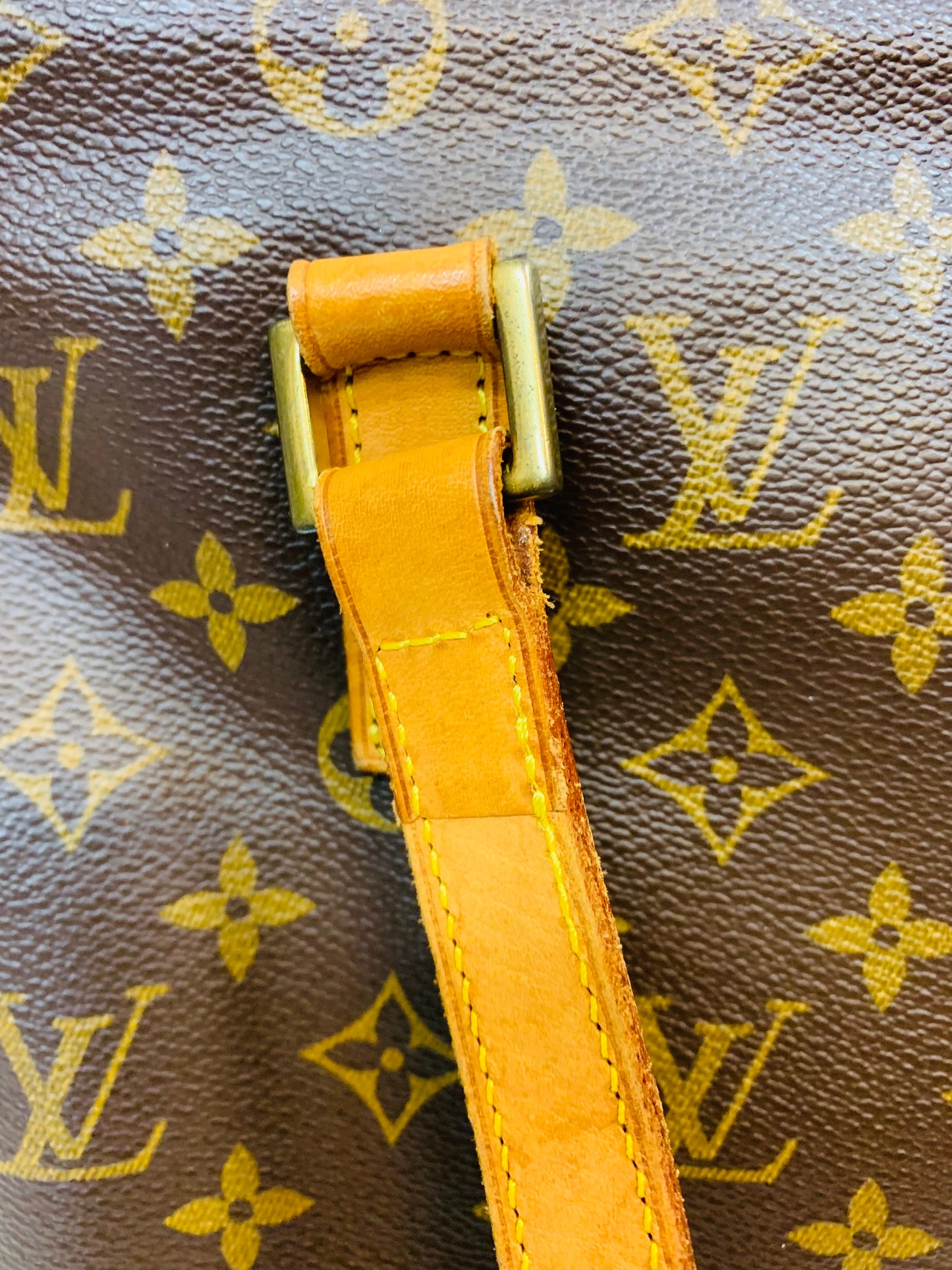 USED LOUIS VUITTON CABAS MEZZO