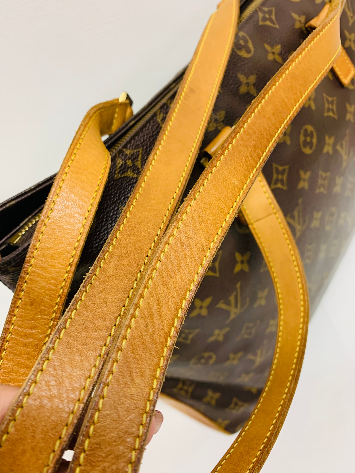 Used Authentic Louis Vuitton Cabas Mezzo