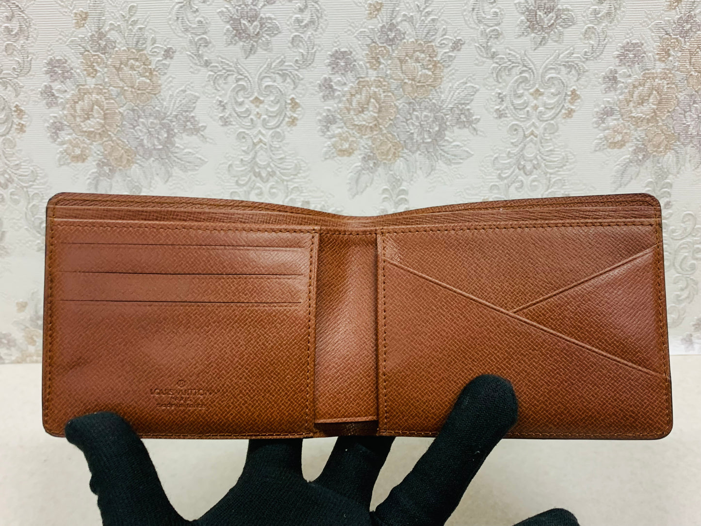 Louis Vuitton Monogram Multiple Mens billfold wallet