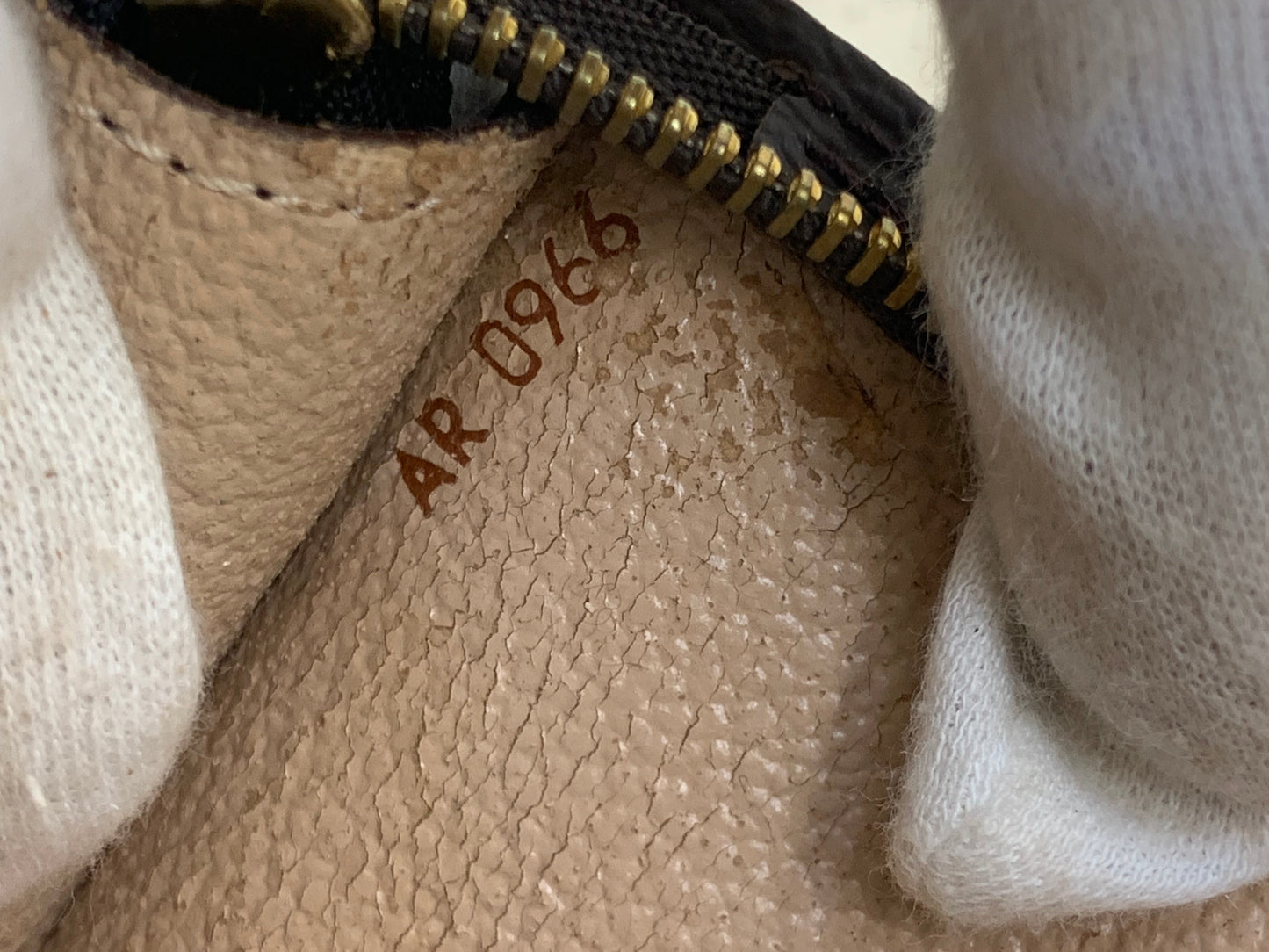 Louis Vuitton Monogram Bucket Pouch PM
