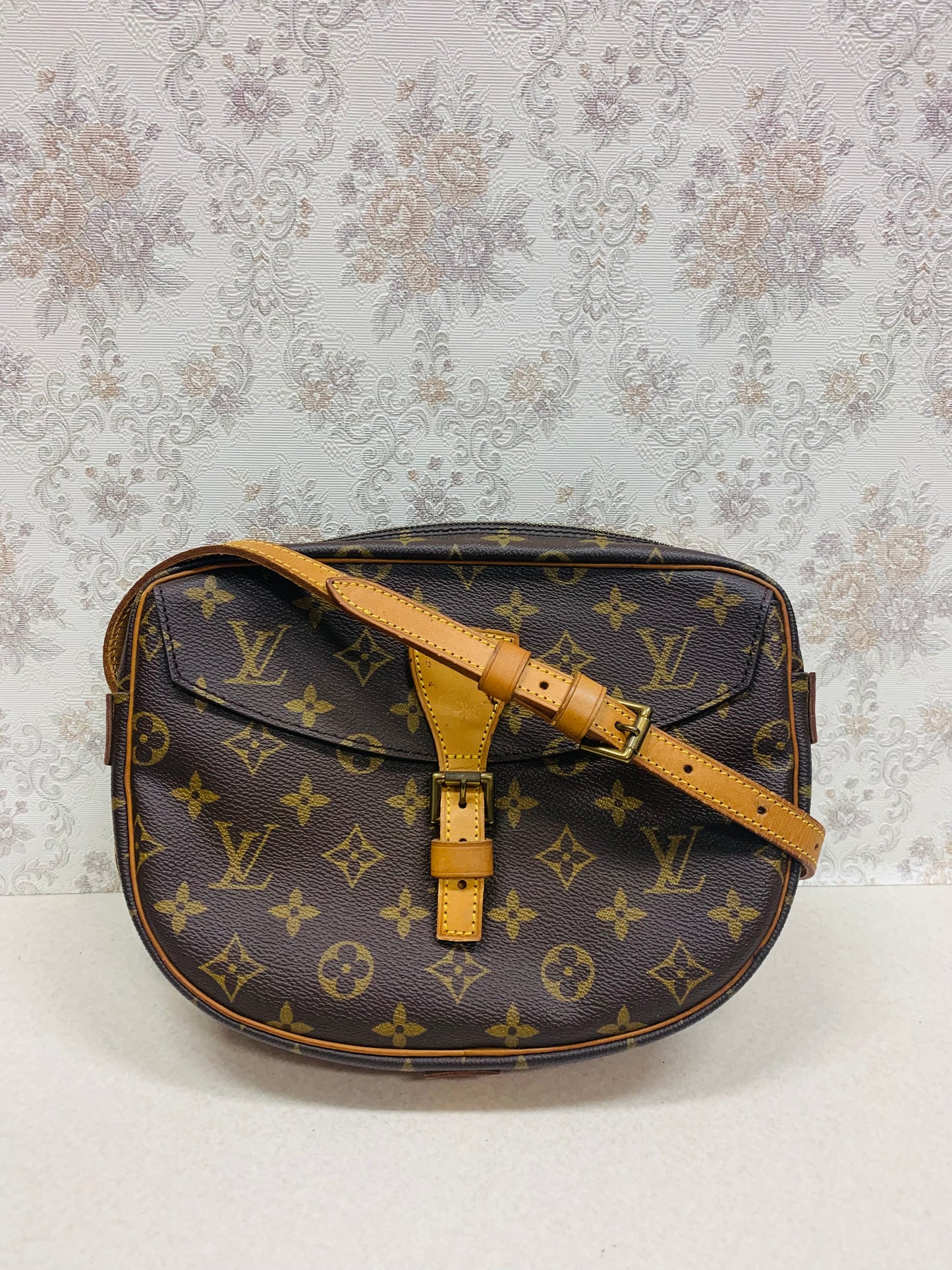 Louis Vuitton Monogram JeuneFille GM