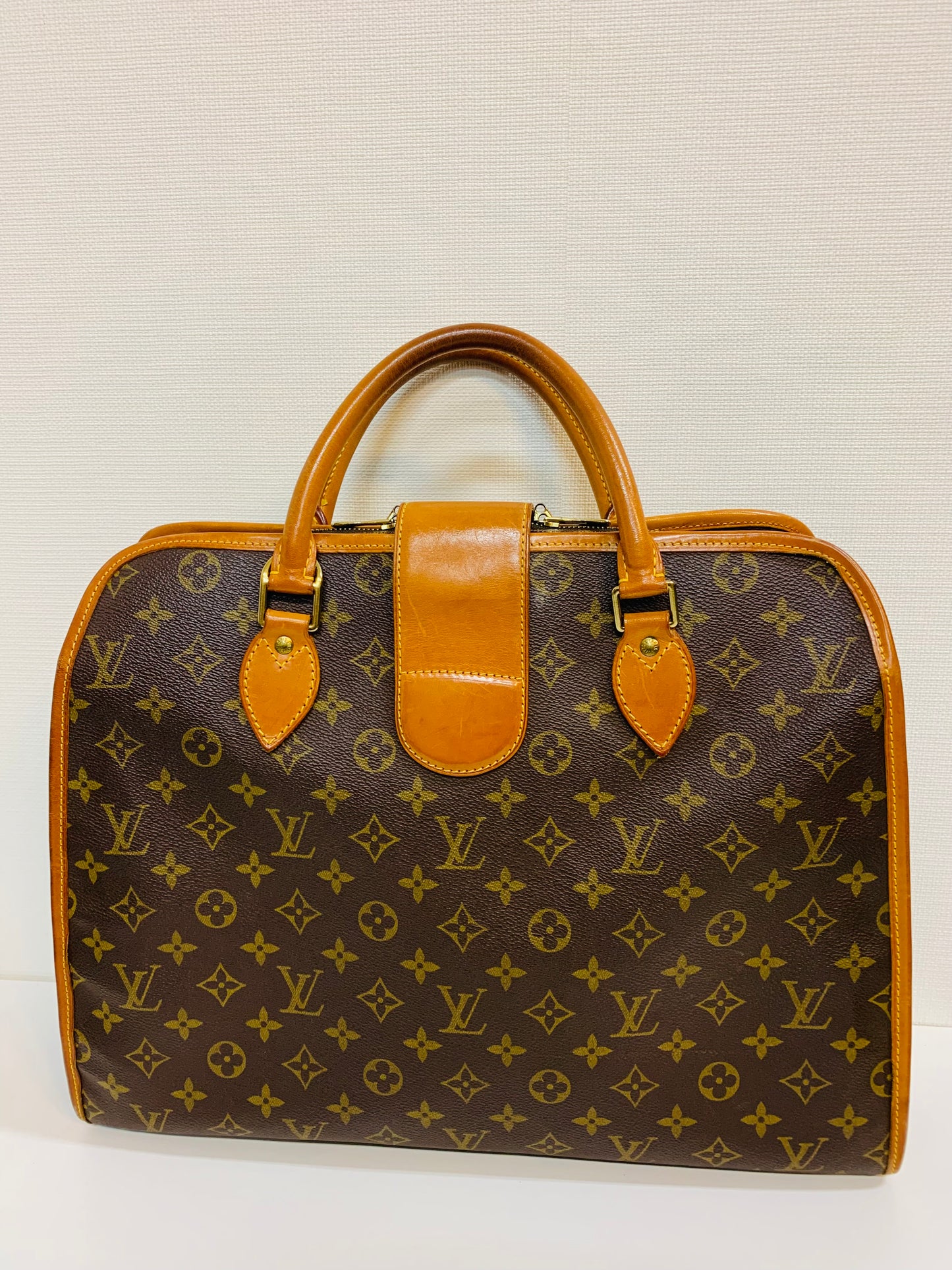 USED LOUIS VUITTON RIVOLI BUSINESS BAG